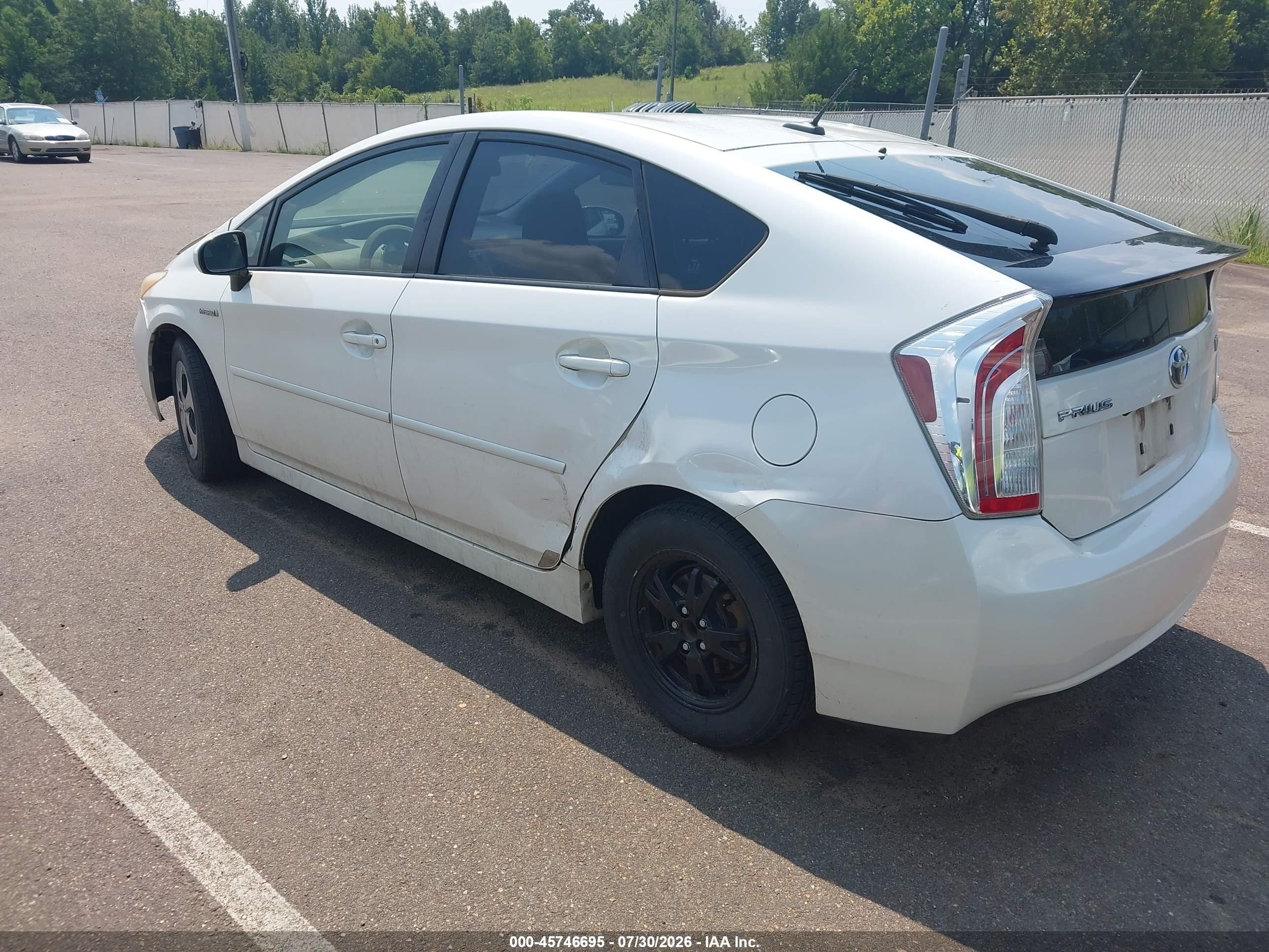 2012 Toyota Prius Three White vin: JTDKN3DU7C5483759