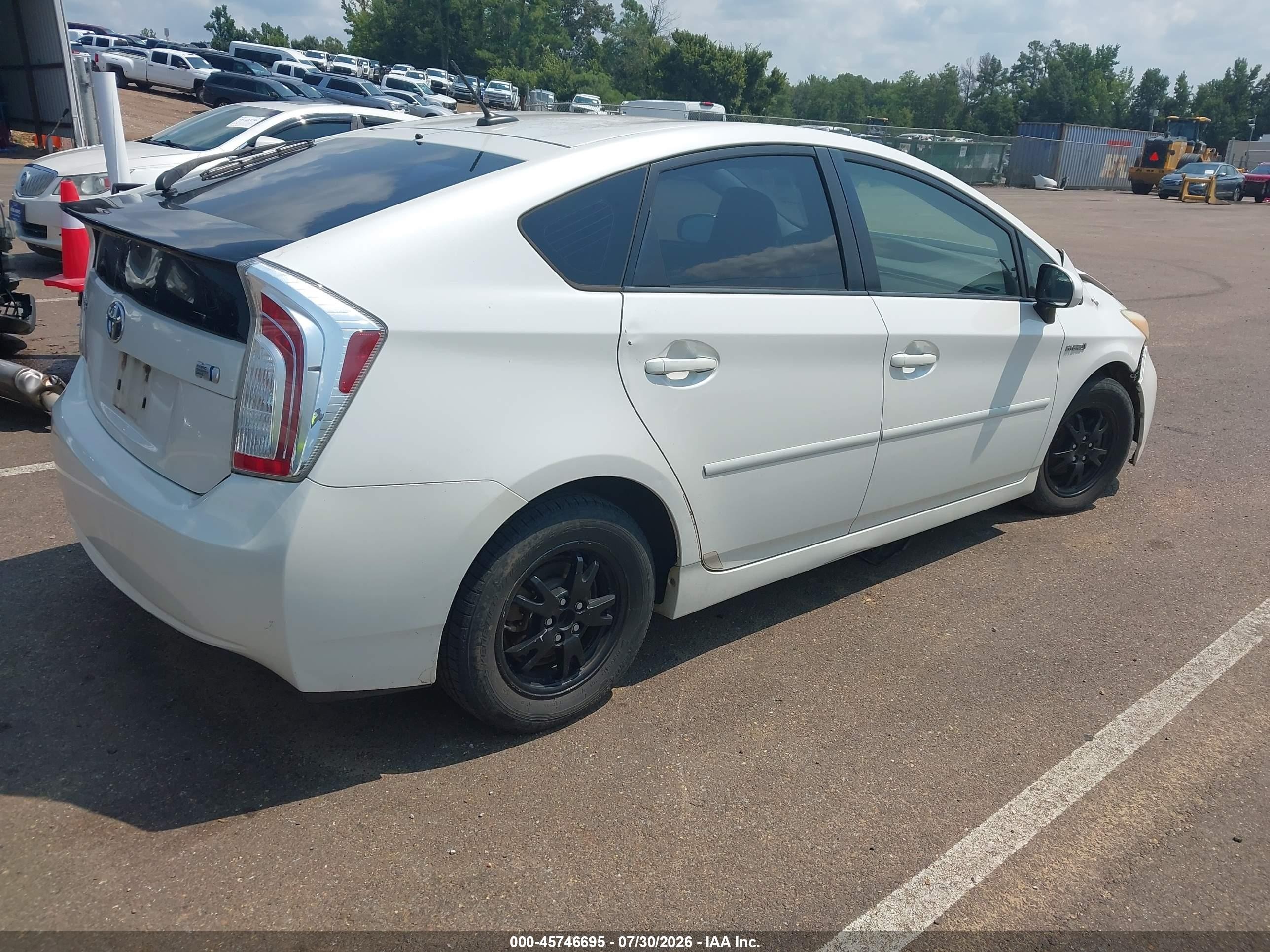 2012 Toyota Prius Three White vin: JTDKN3DU7C5483759