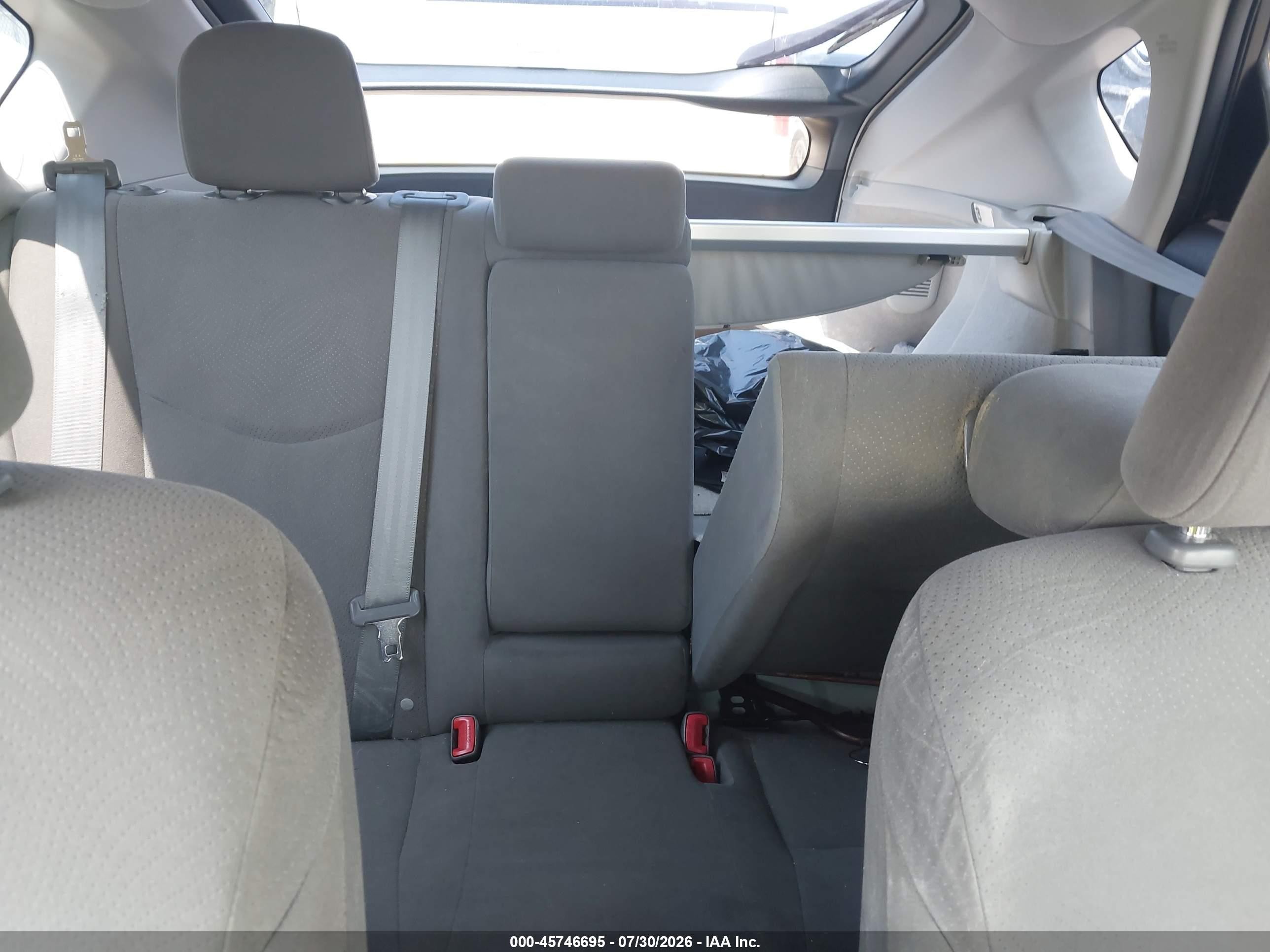 2012 Toyota Prius Three White vin: JTDKN3DU7C5483759