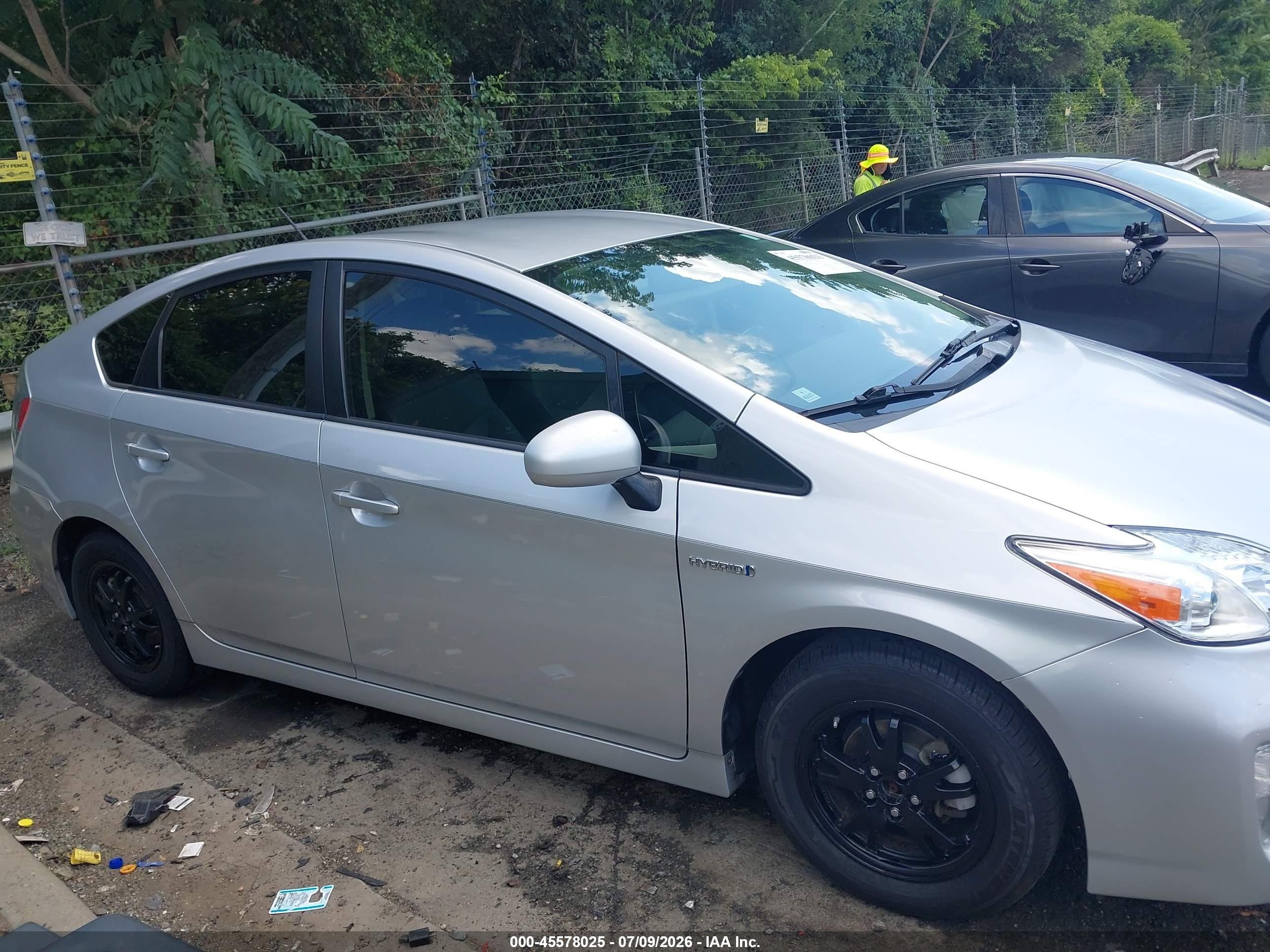 2012 Toyota Prius Four Silver vin: JTDKN3DU7C5500186