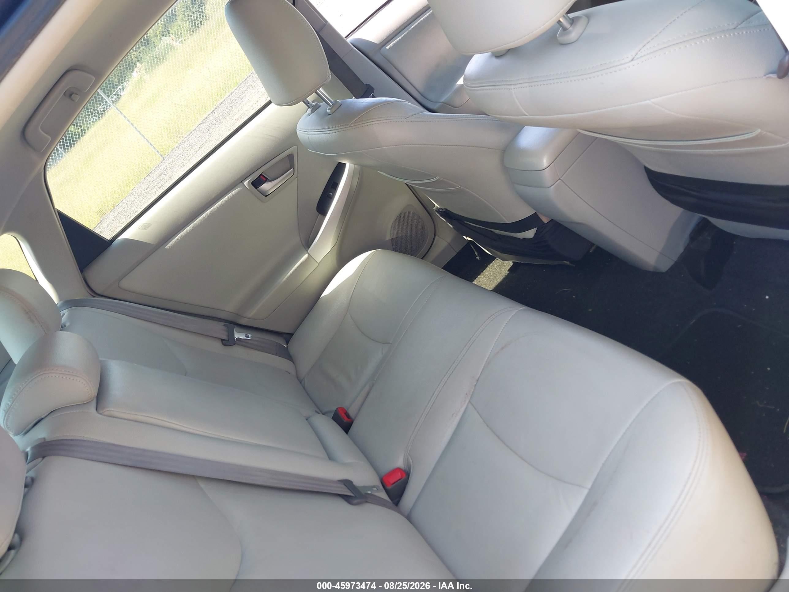 2012 Toyota Prius Three Серый vin: JTDKN3DU7C5536041