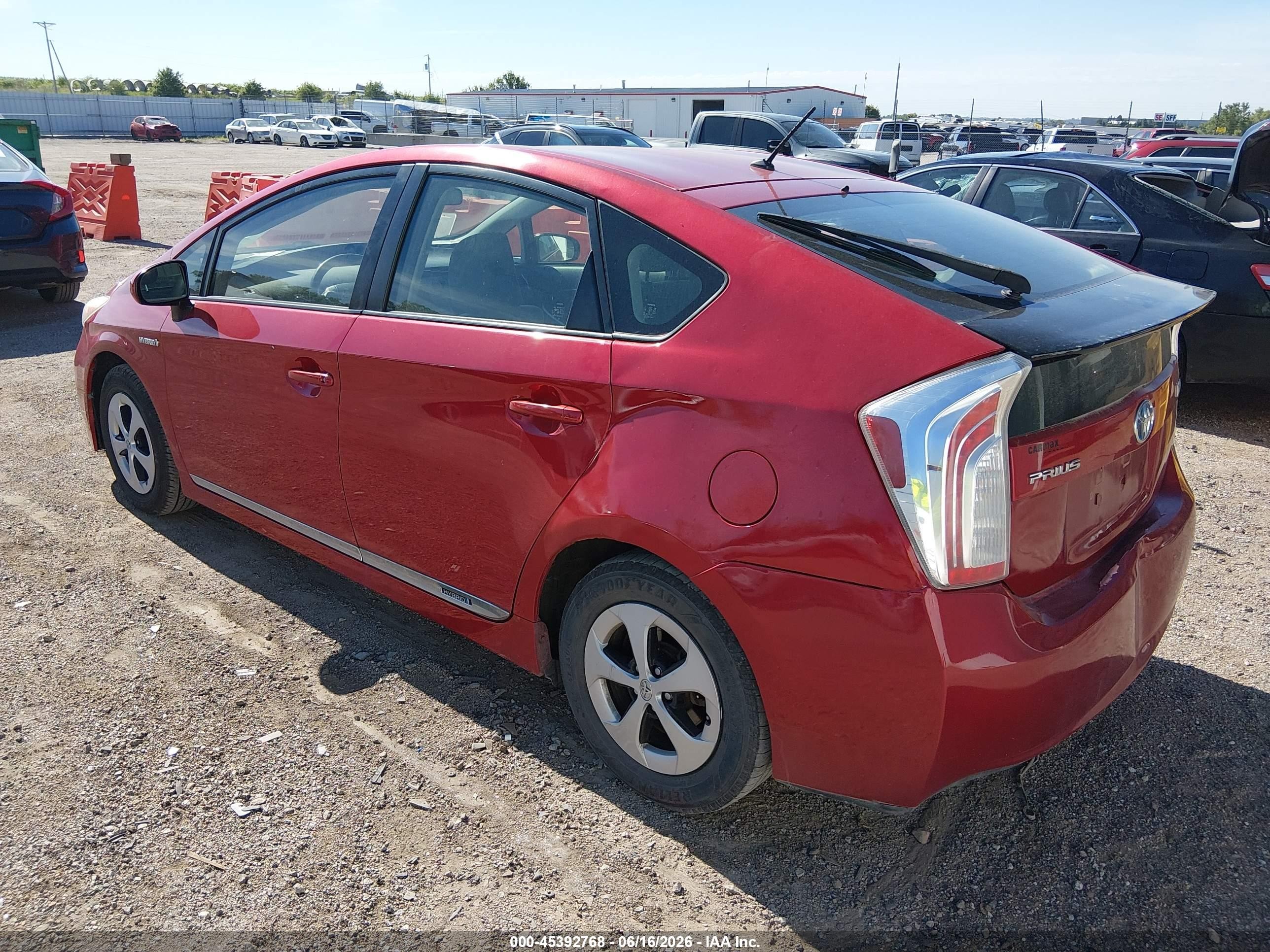 2013 Toyota Prius Two Red vin: JTDKN3DU7D0338042
