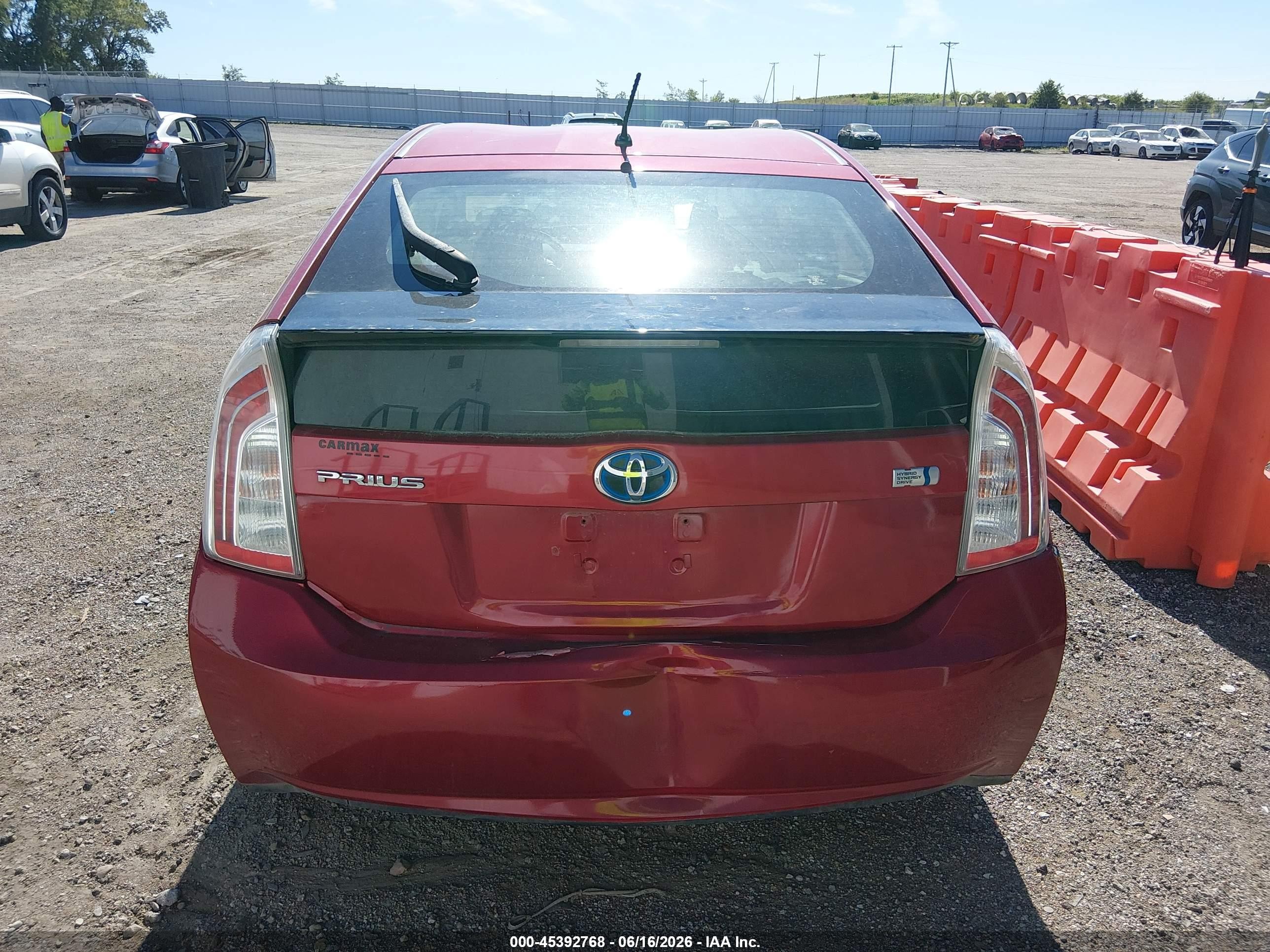 2013 Toyota Prius Two Red vin: JTDKN3DU7D0338042