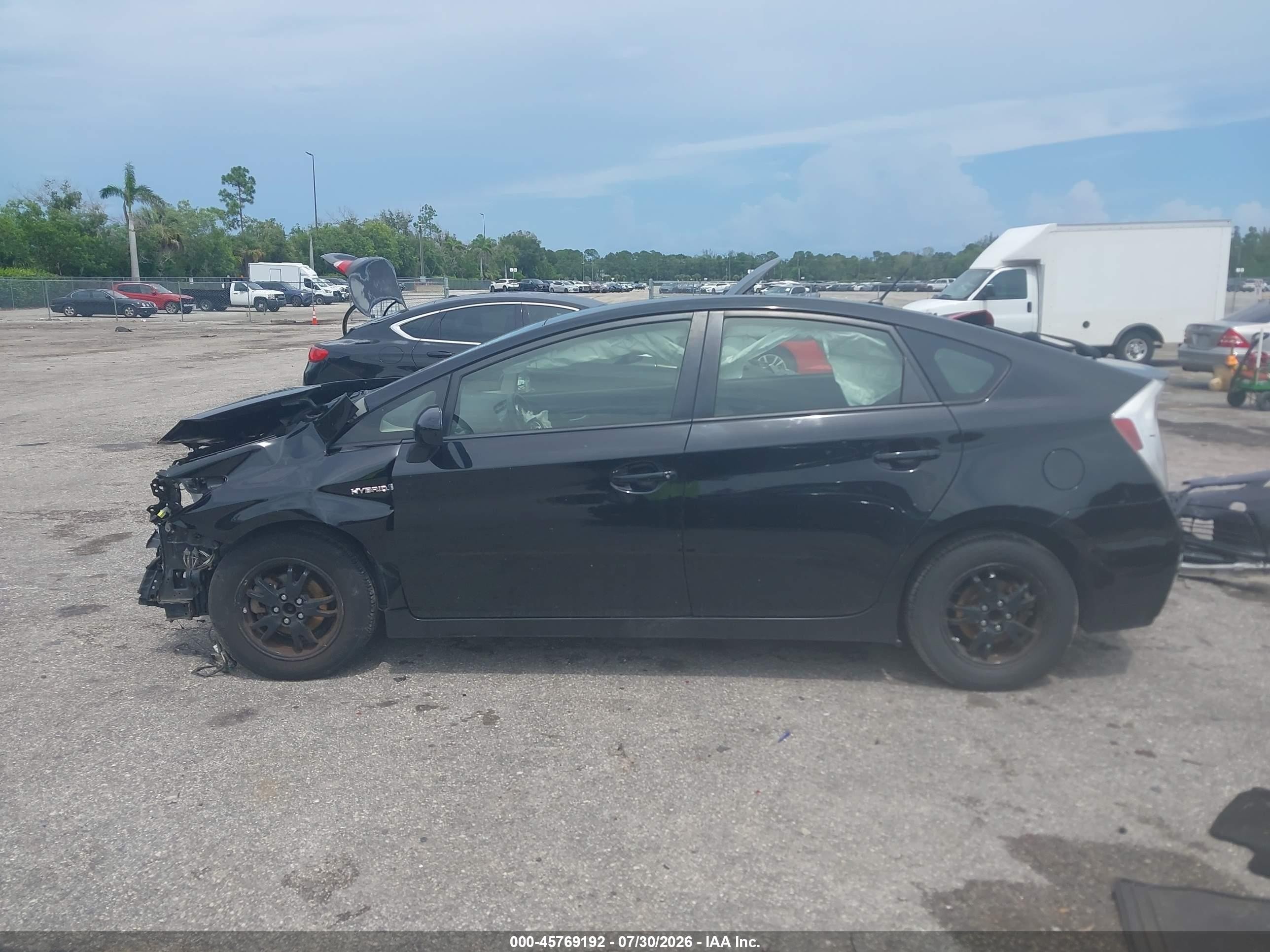 2013 Toyota Prius Two Черный vin: JTDKN3DU7D0346366
