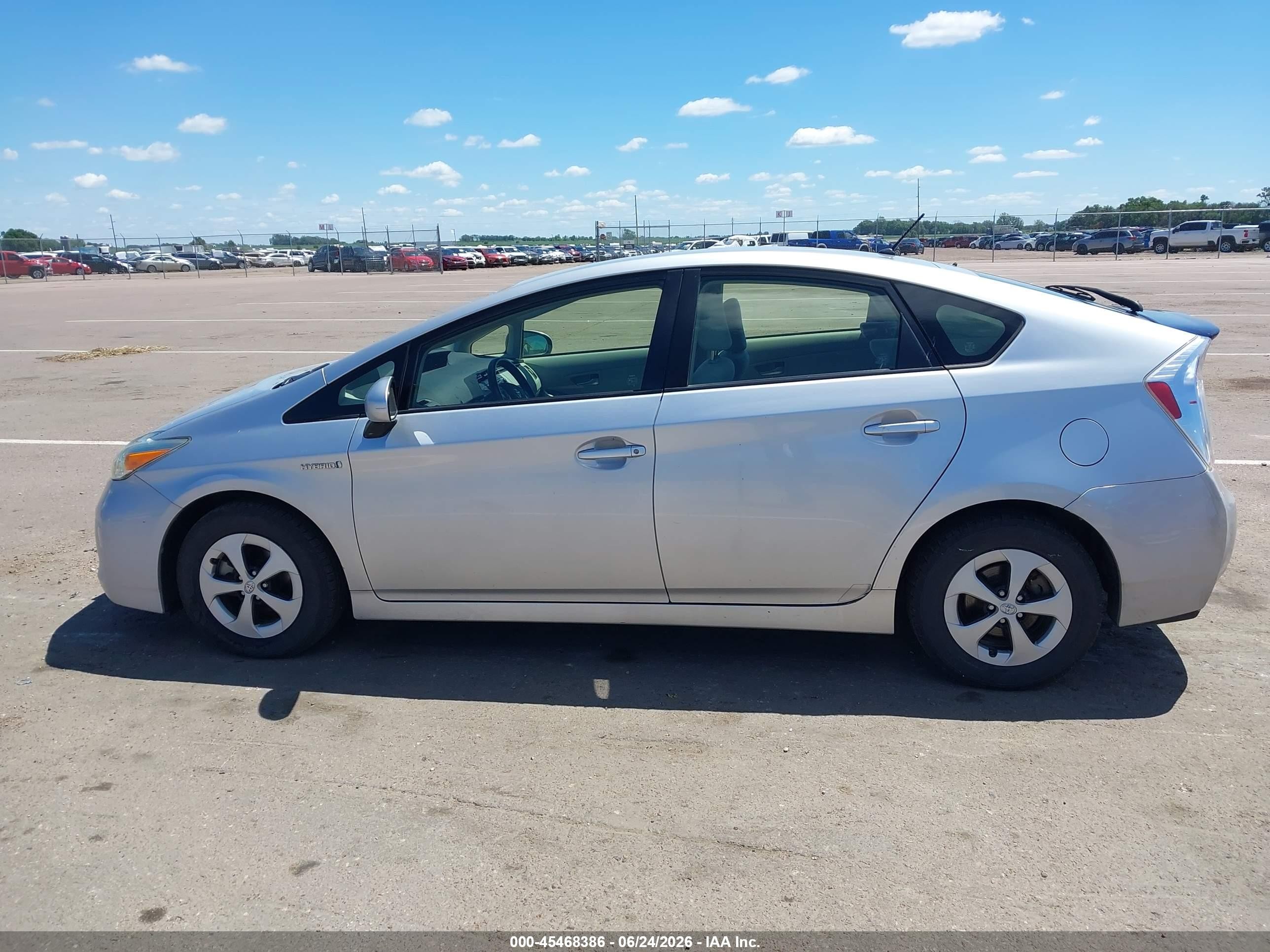 2013 Toyota Prius Two Silver vin: JTDKN3DU7D0349428