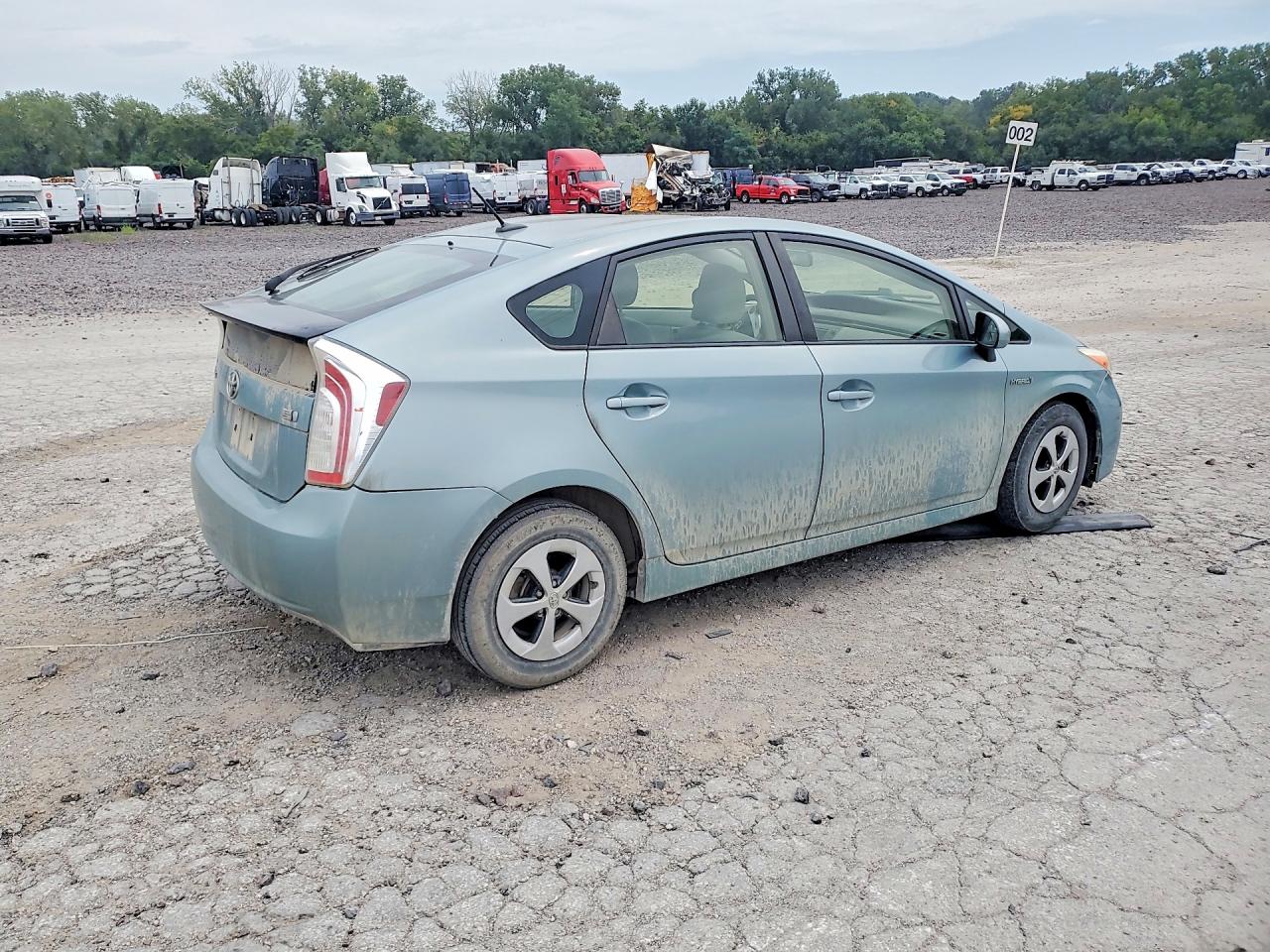 2013 Toyota Prius Three Blue vin: JTDKN3DU7D1632874
