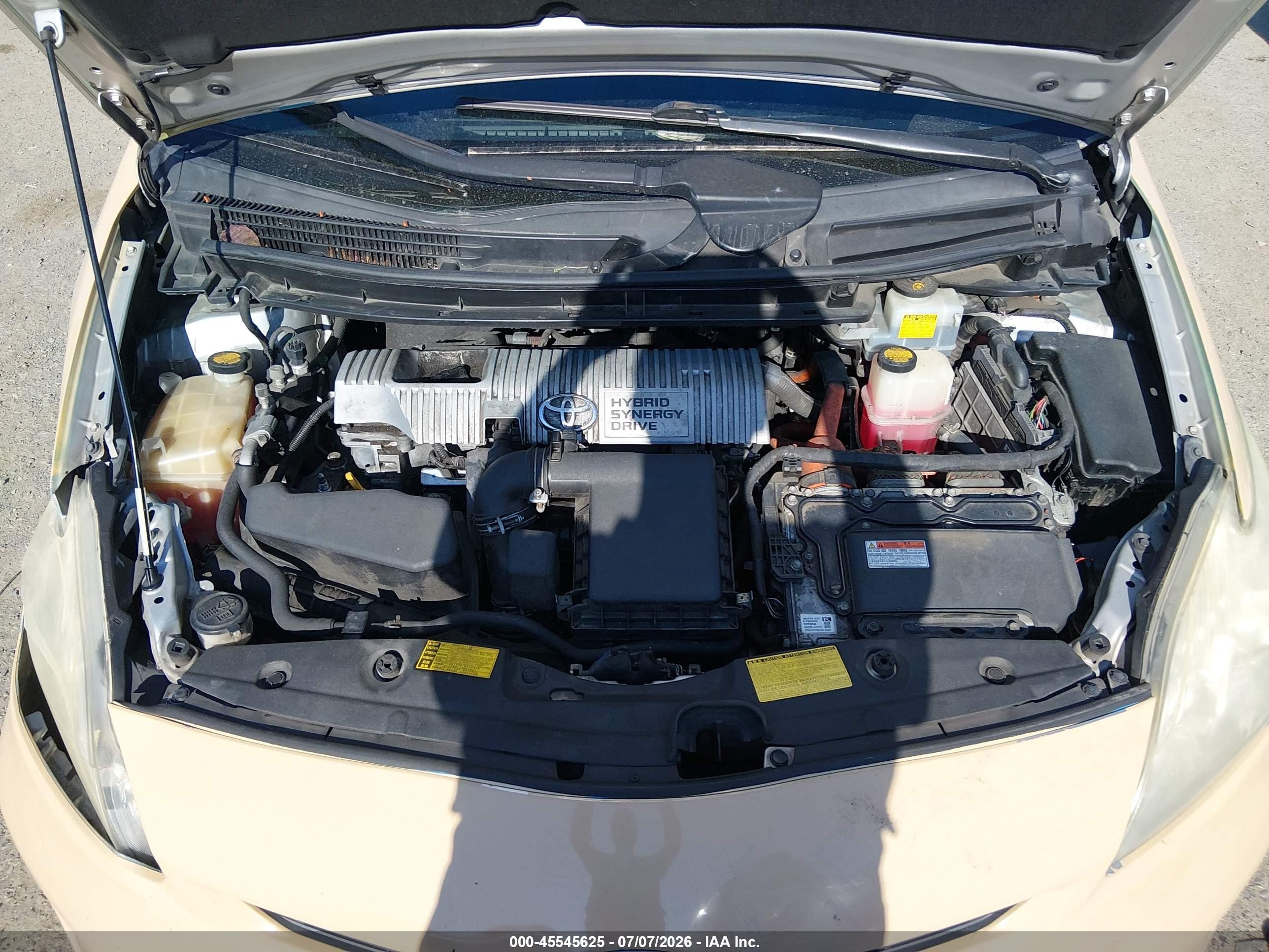 2013 Toyota Prius Two Желто-коричневый vin: JTDKN3DU7D1645446