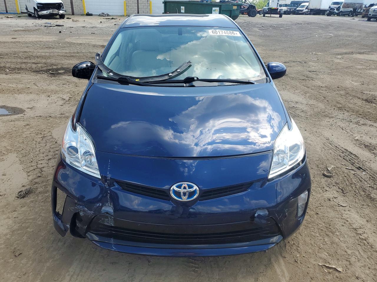 2013 Toyota Prius Four Blue vin: JTDKN3DU7D1700638