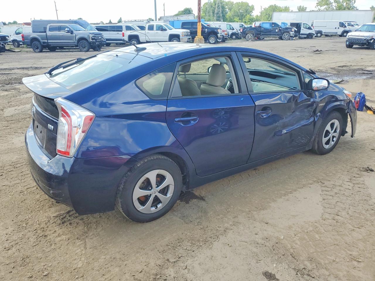 2013 Toyota Prius Four Blue vin: JTDKN3DU7D1700638