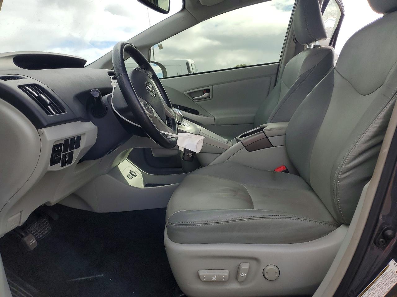 2013 Toyota Prius Gray vin: JTDKN3DU7D5564696