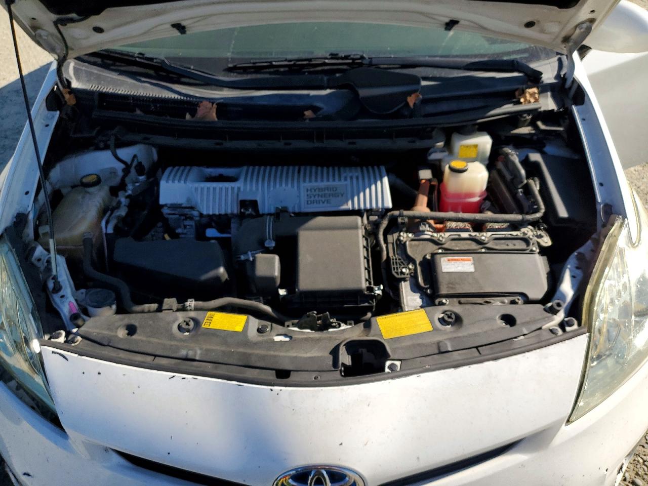 2013 Toyota Prius Three Белый vin: JTDKN3DU7D5590635