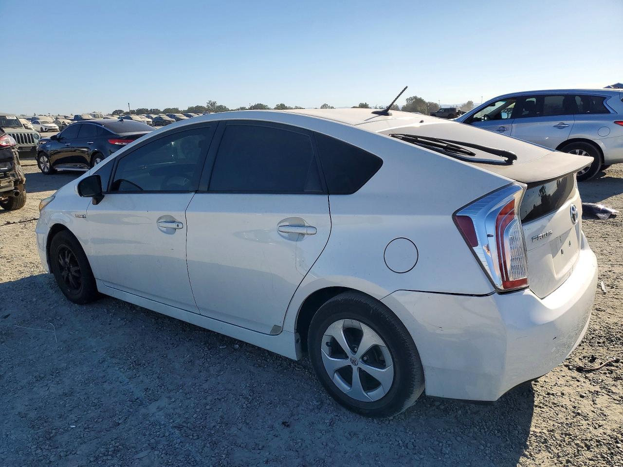 2013 Toyota Prius Three Белый vin: JTDKN3DU7D5590635