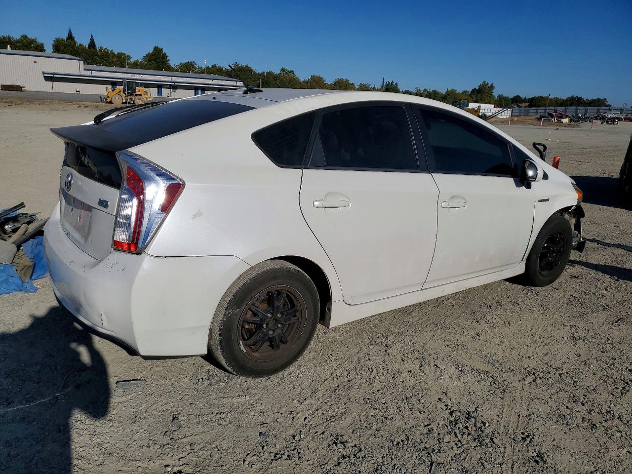 2013 Toyota Prius Three Белый vin: JTDKN3DU7D5590635