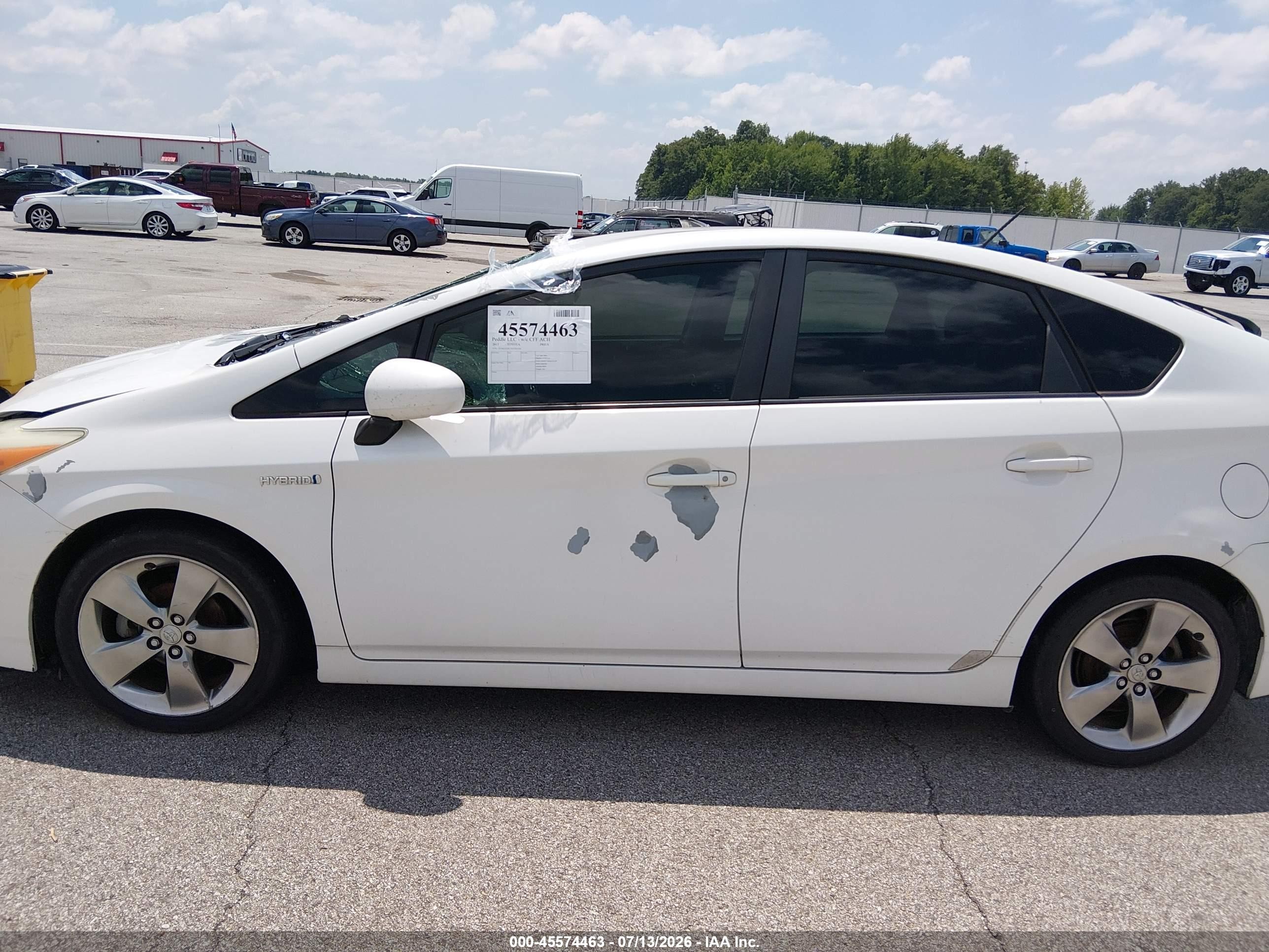 2013 Toyota Prius Three Se White vin: JTDKN3DU7D5591140