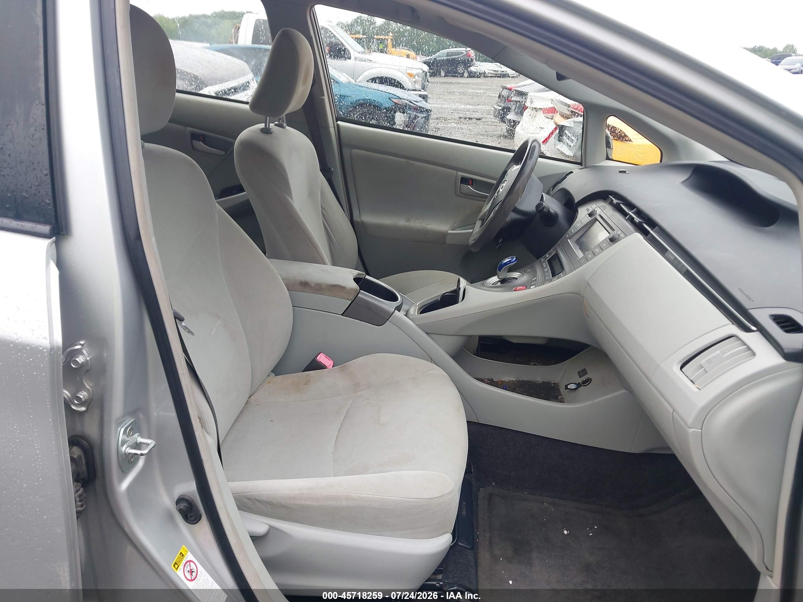 2013 Toyota Prius Two Silver vin: JTDKN3DU7D5649750