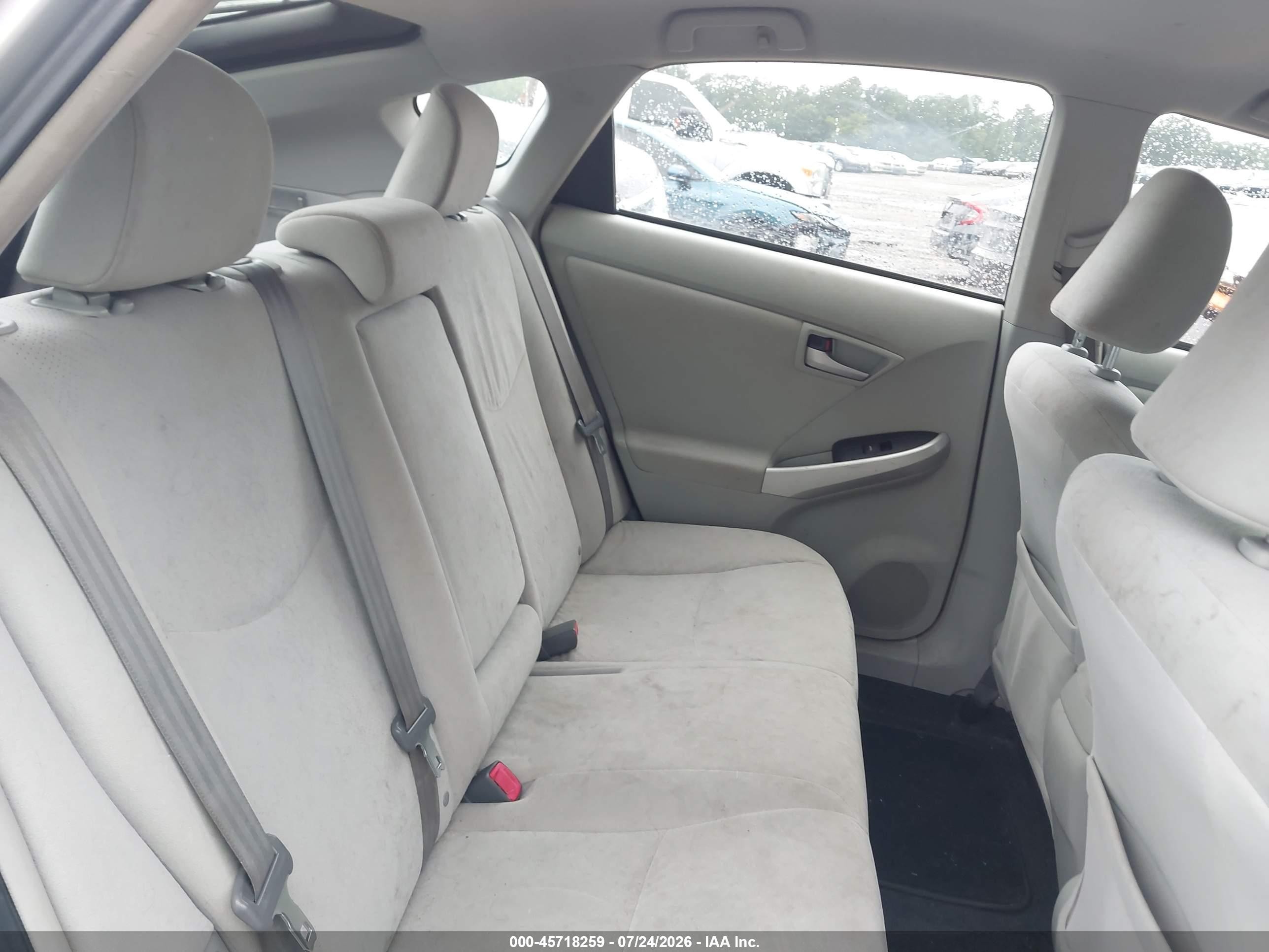 2013 Toyota Prius Two Silver vin: JTDKN3DU7D5649750