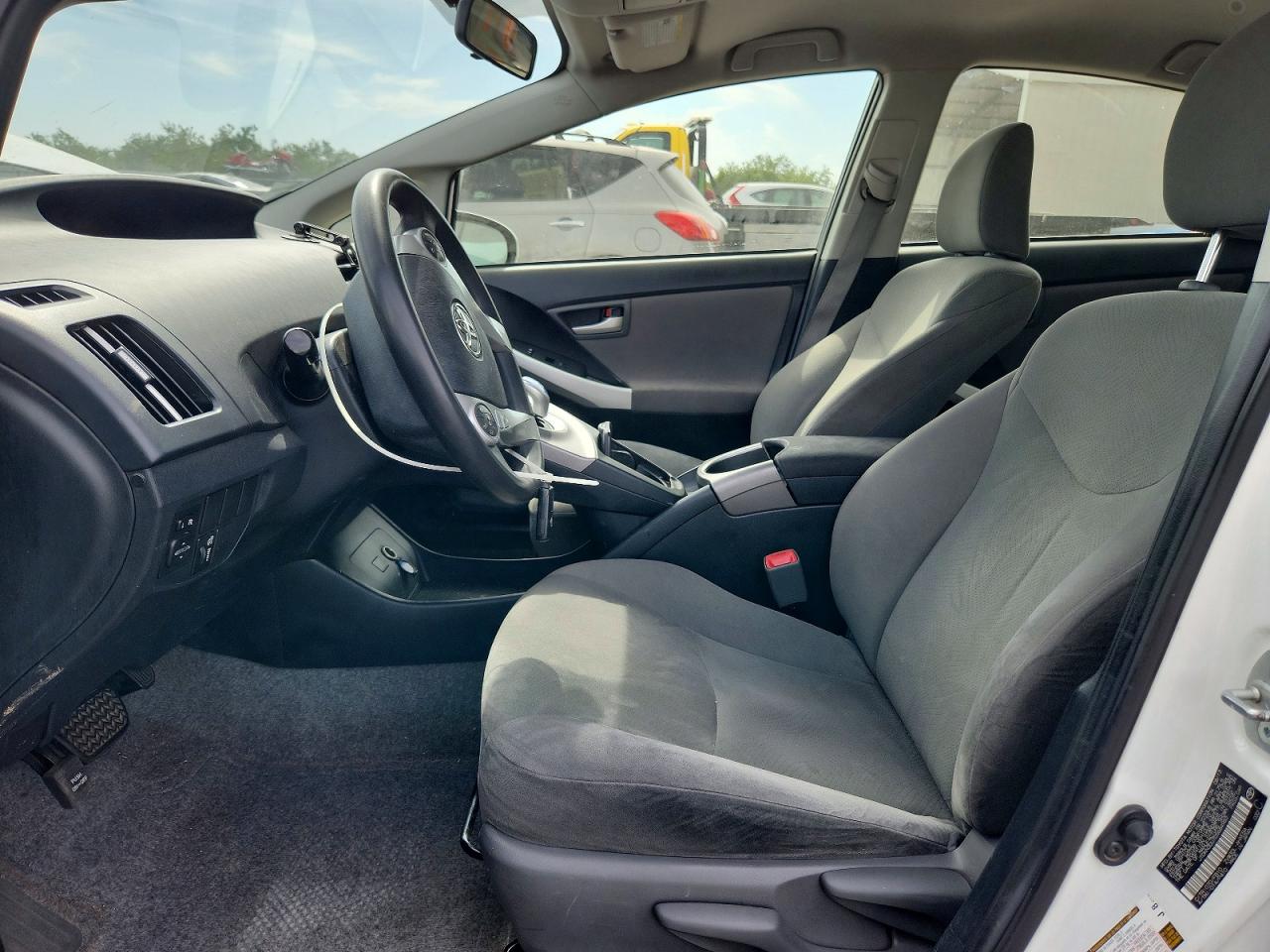 2013 Toyota Prius Three White vin: JTDKN3DU7D5684983