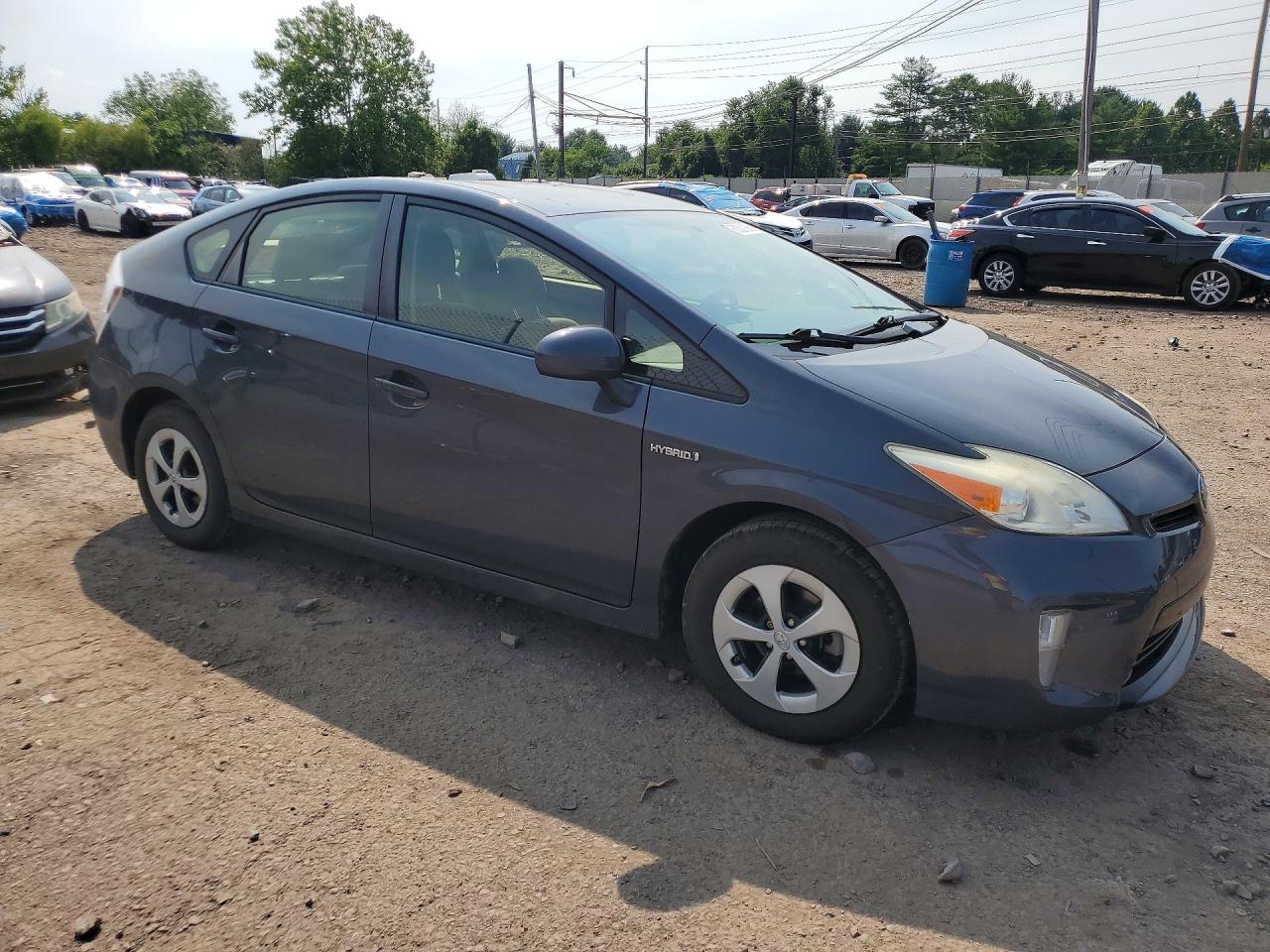 2013 Toyota Prius Two Серый vin: JTDKN3DU7D5699211