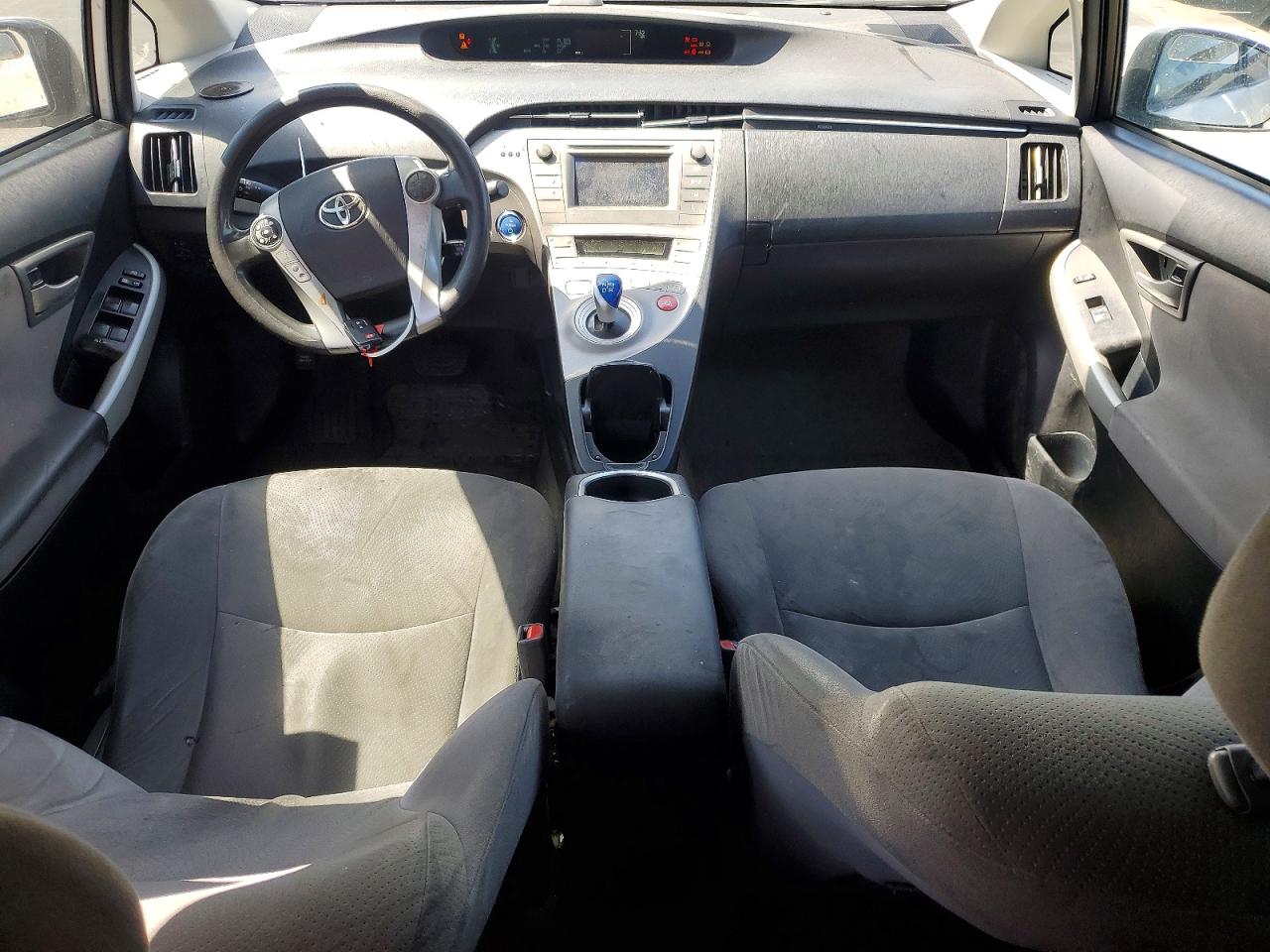 2014 Toyota Prius Three Белый vin: JTDKN3DU7E0364030