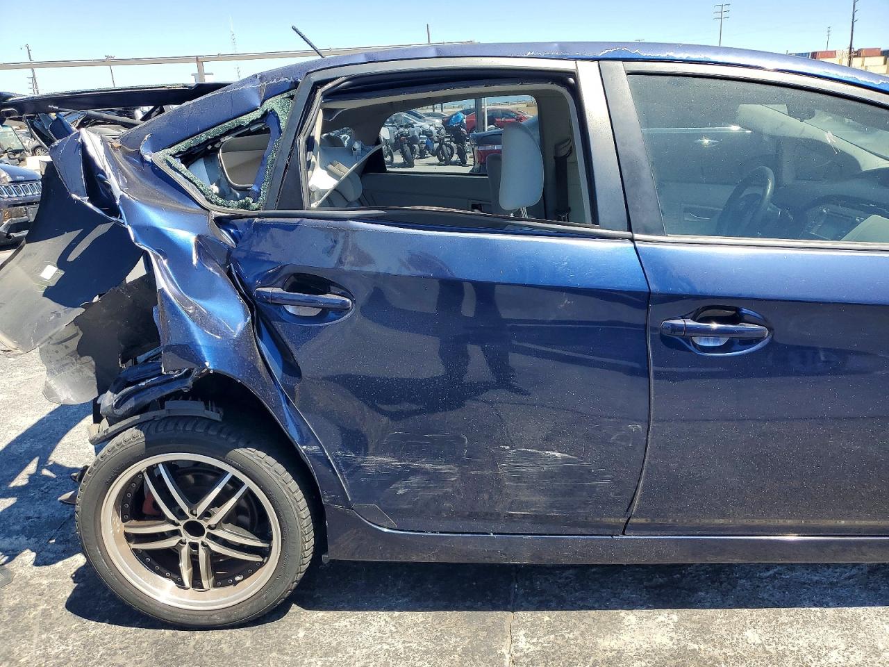 2014 Toyota Prius Two Blue vin: JTDKN3DU7E1743300