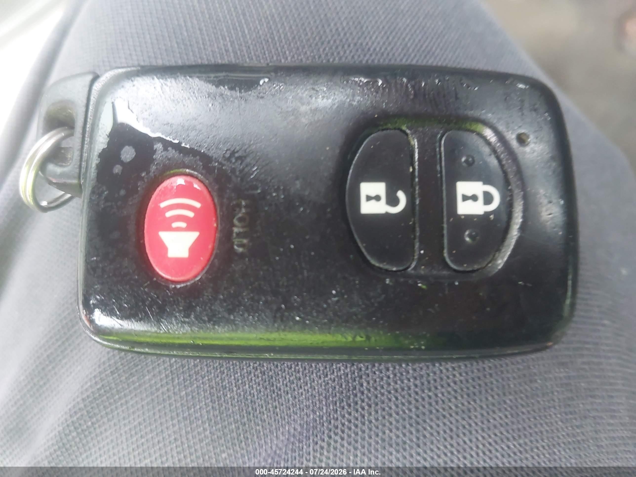 2015 Toyota Prius Two Черный vin: JTDKN3DU7F0396185