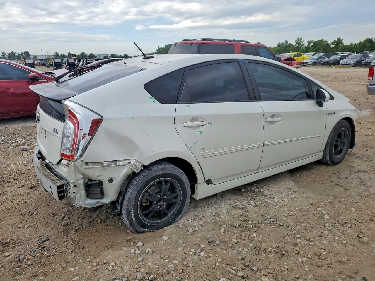 2015 Toyota Prius Four White vin: JTDKN3DU7F0405113