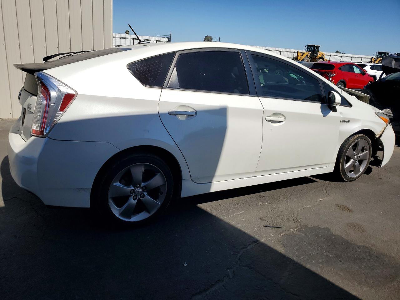 2015 Toyota Prius Persona Series White vin: JTDKN3DU7F0416659