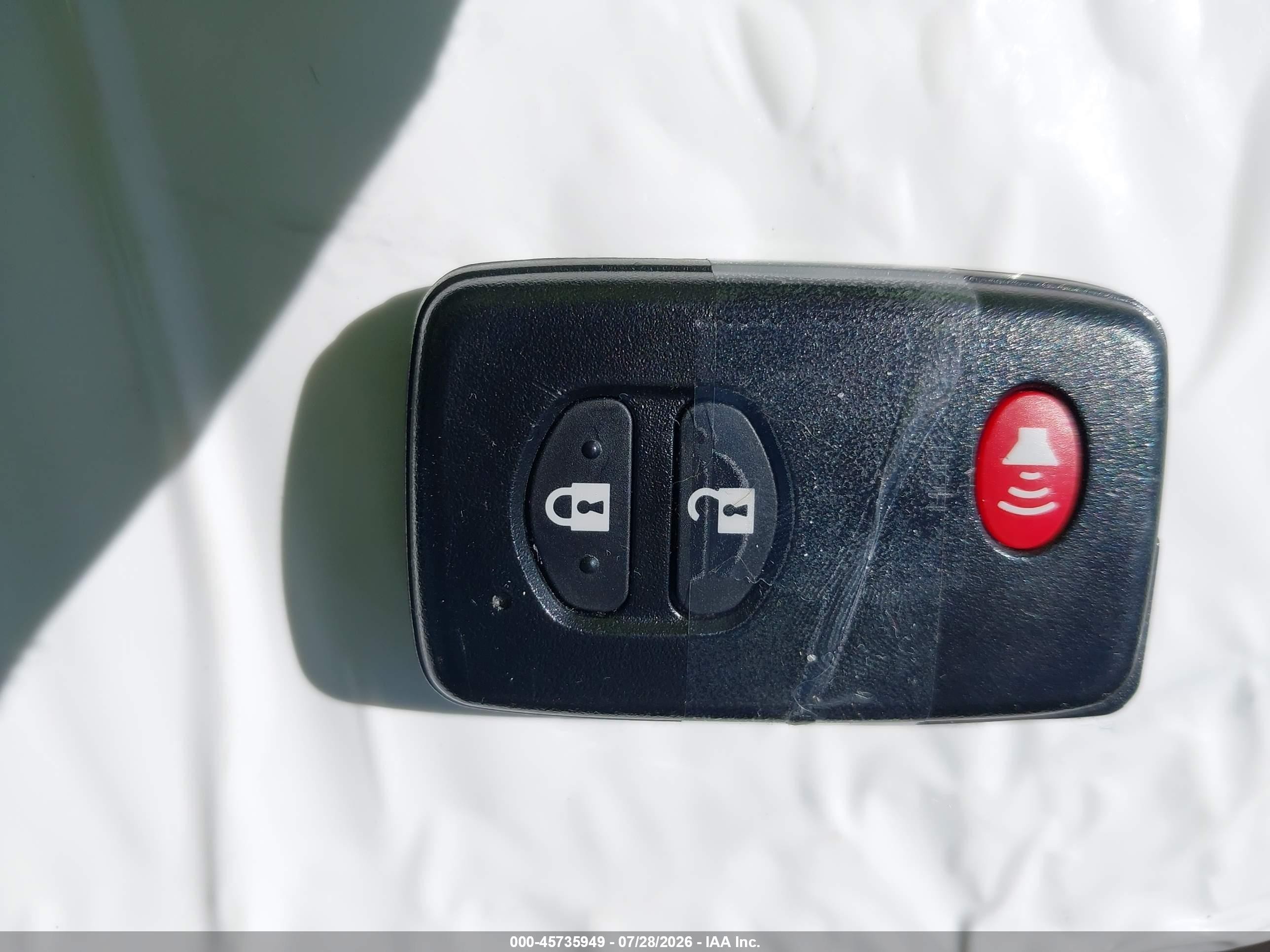 2015 Toyota Prius Three Красный vin: JTDKN3DU7F0430352