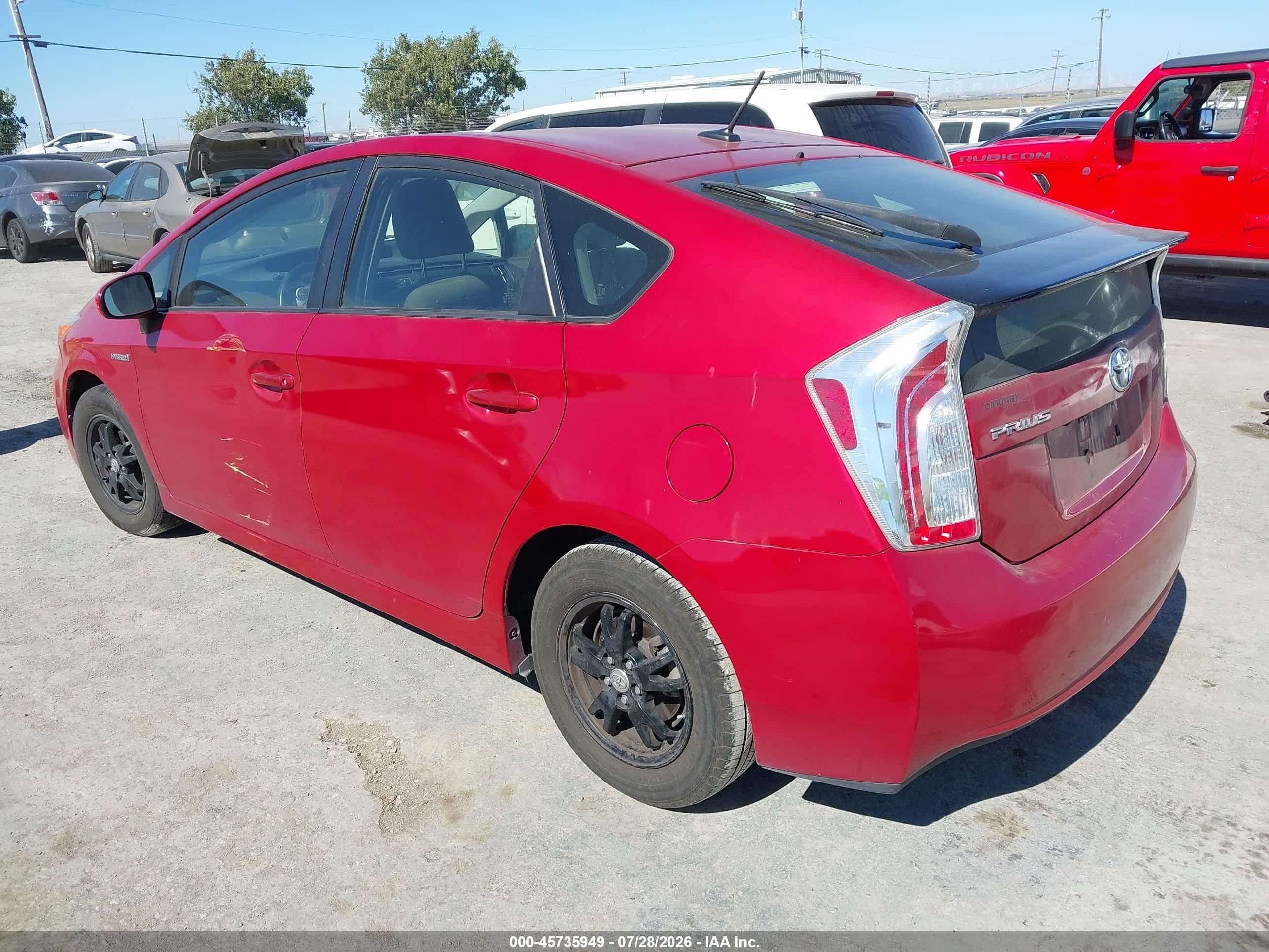 2015 Toyota Prius Three Красный vin: JTDKN3DU7F0430352