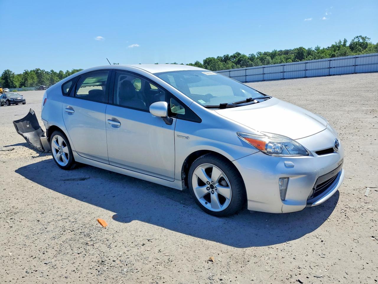 2015 Toyota Prius Five Серебряный vin: JTDKN3DU7F0447040