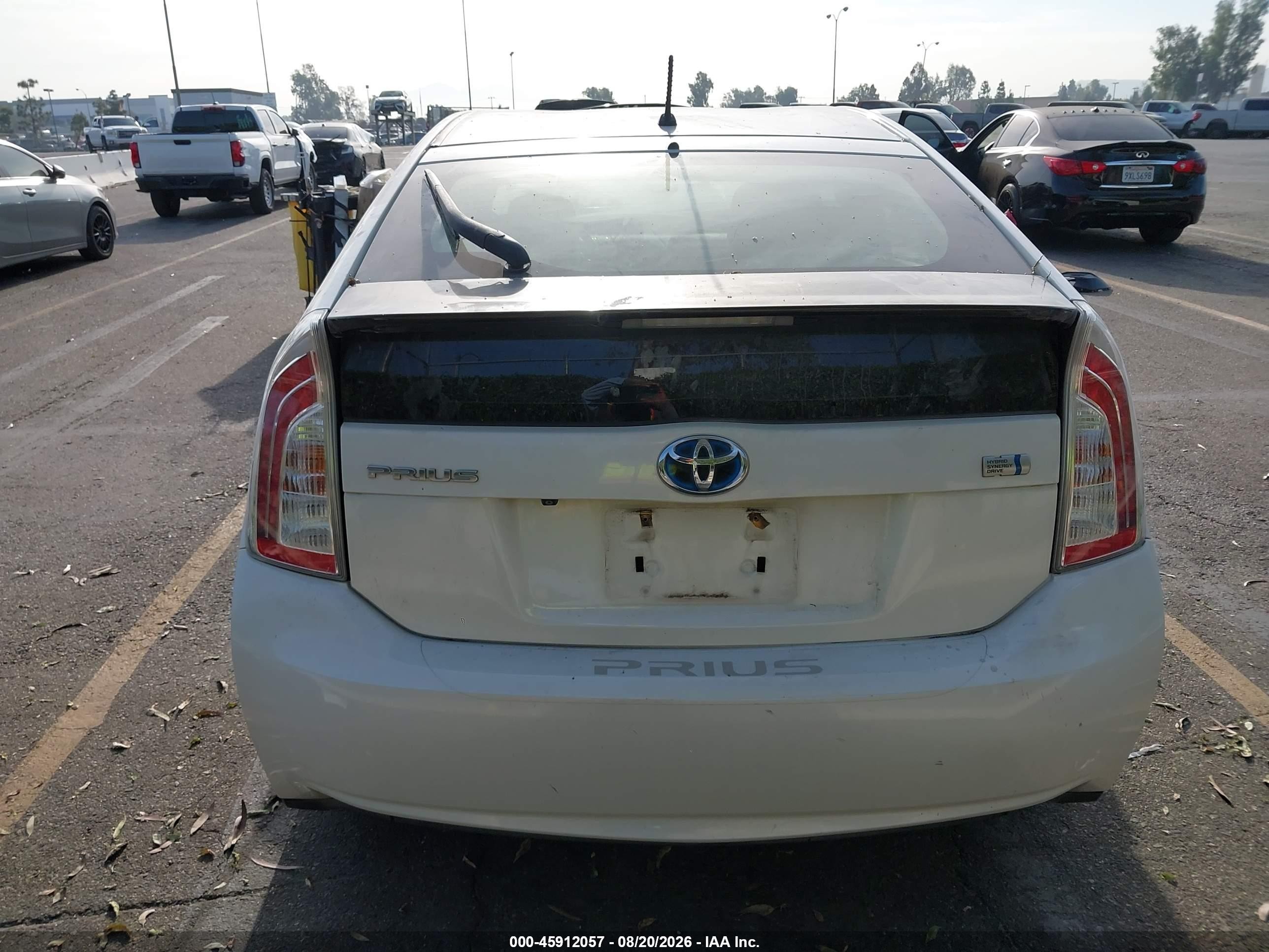 2015 Toyota Prius Two Белый vin: JTDKN3DU7F0448978