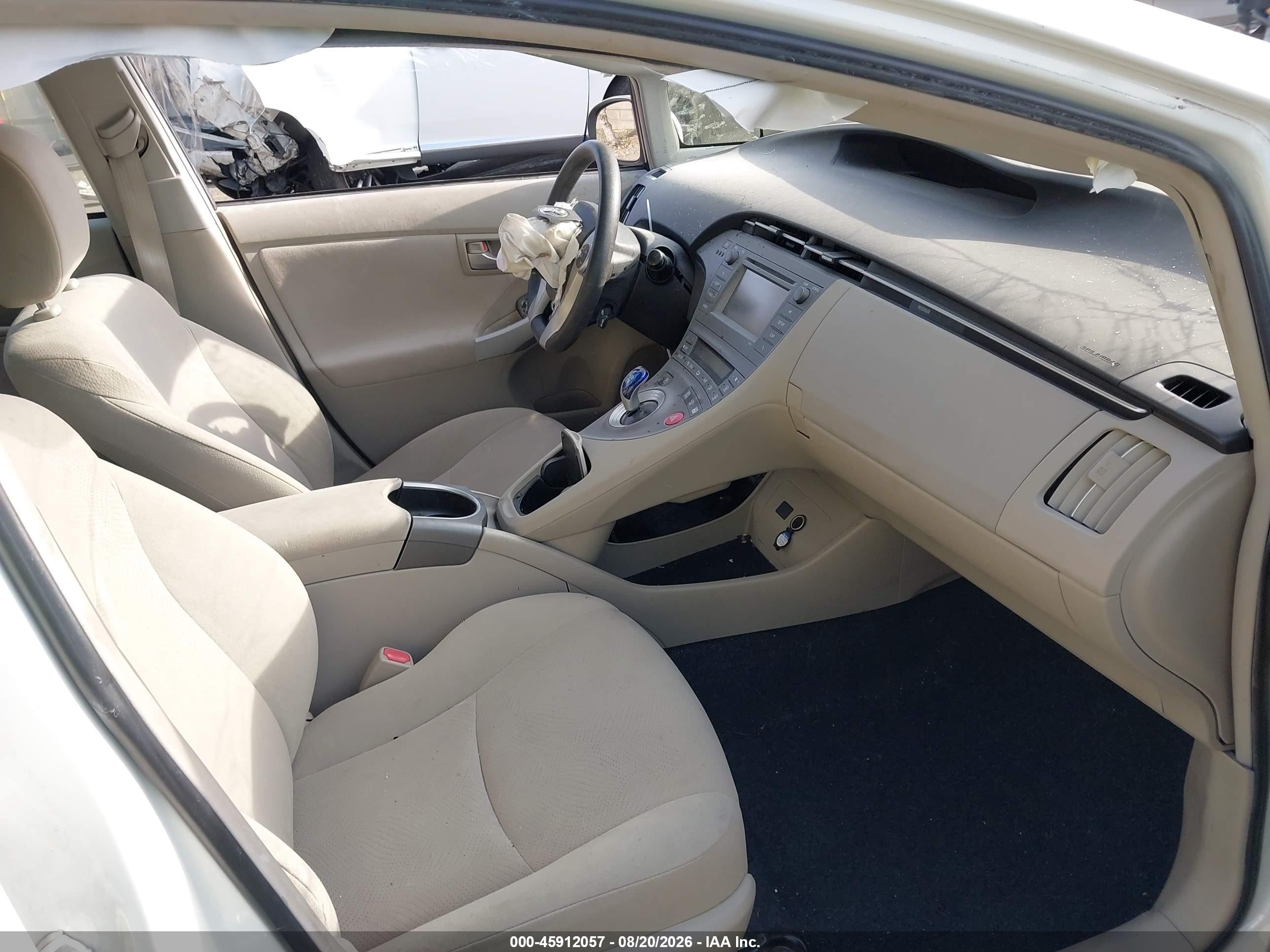 2015 Toyota Prius Two Белый vin: JTDKN3DU7F0448978