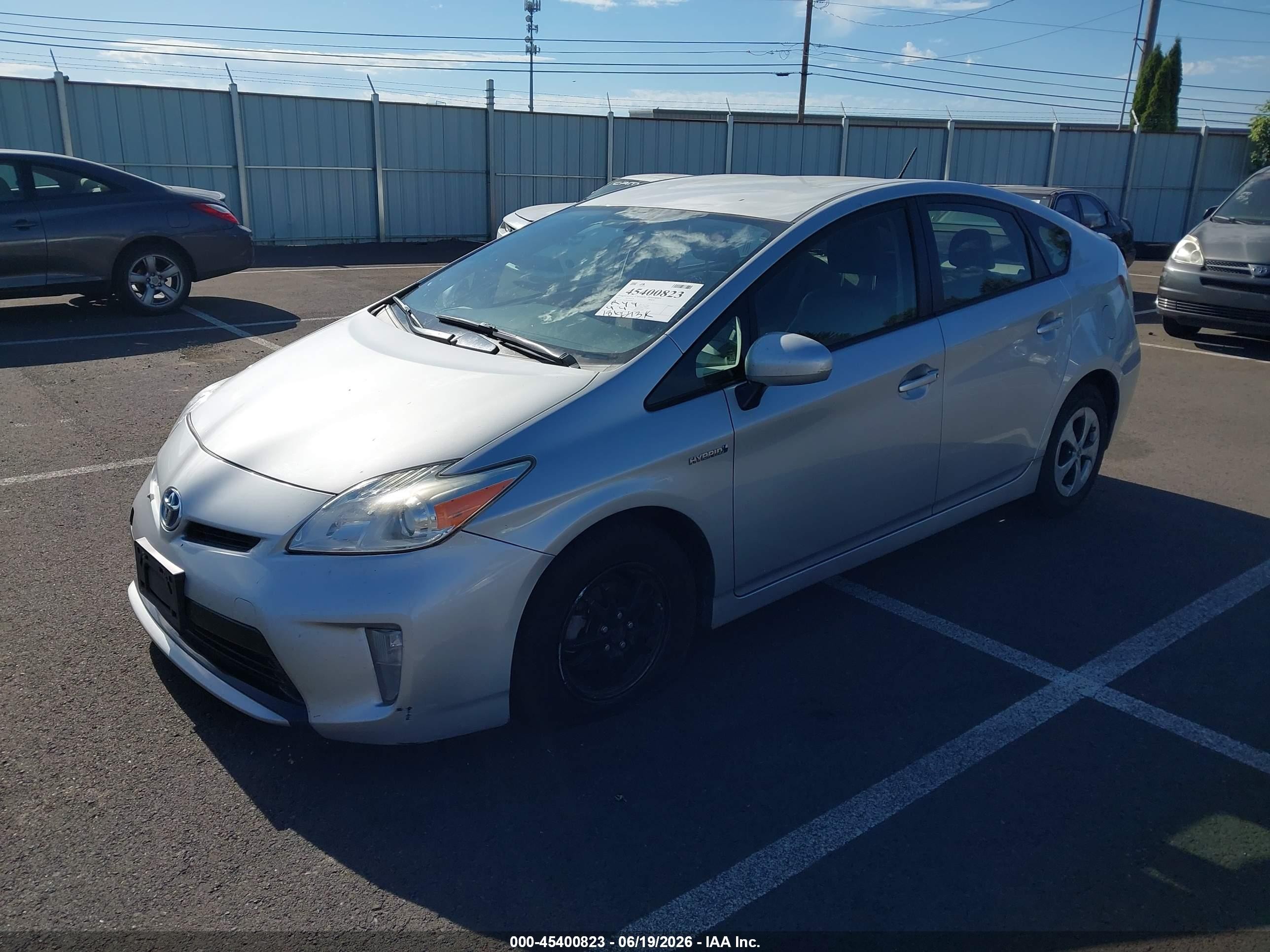 2015 Toyota Prius Four Silver vin: JTDKN3DU7F0459964