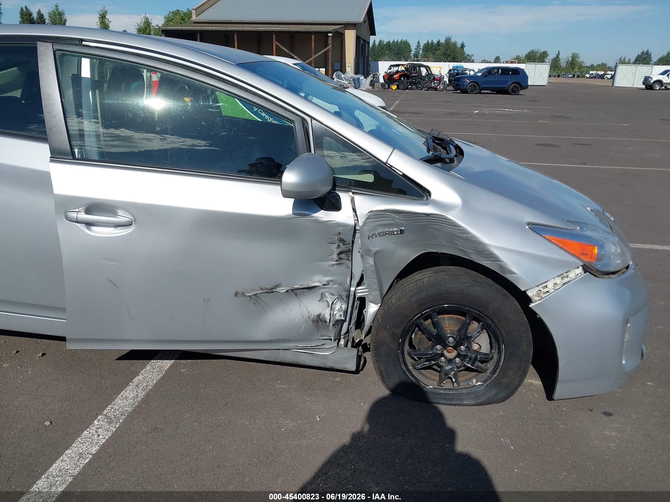 2015 Toyota Prius Four Silver vin: JTDKN3DU7F0459964