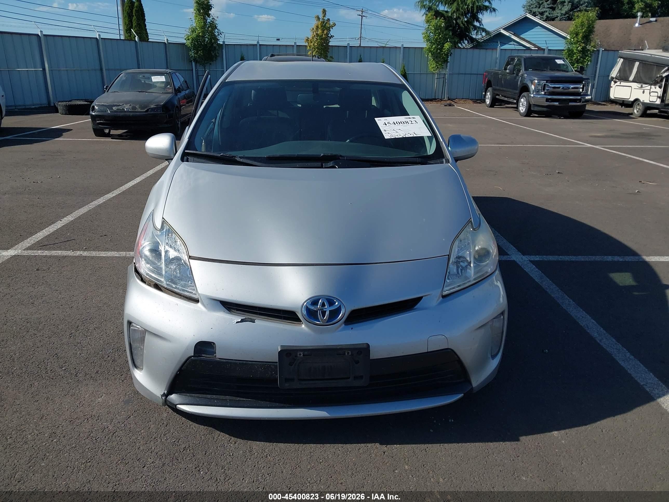 2015 Toyota Prius Four Silver vin: JTDKN3DU7F0459964