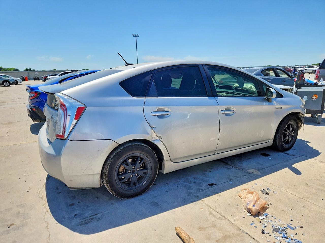 2015 Toyota Prius Three Gray vin: JTDKN3DU7F0475016