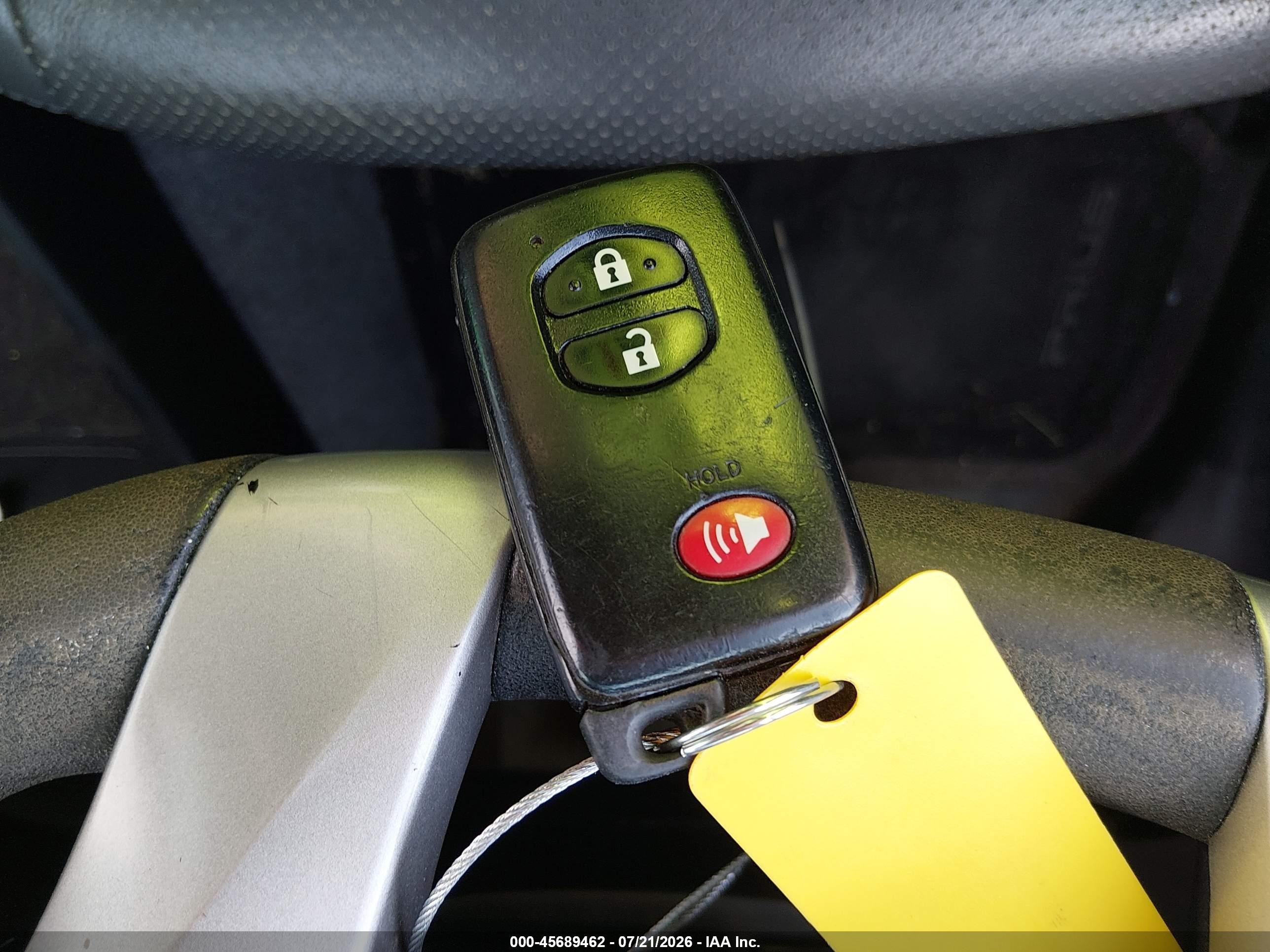2015 Toyota Prius Two Red vin: JTDKN3DU7F1886197