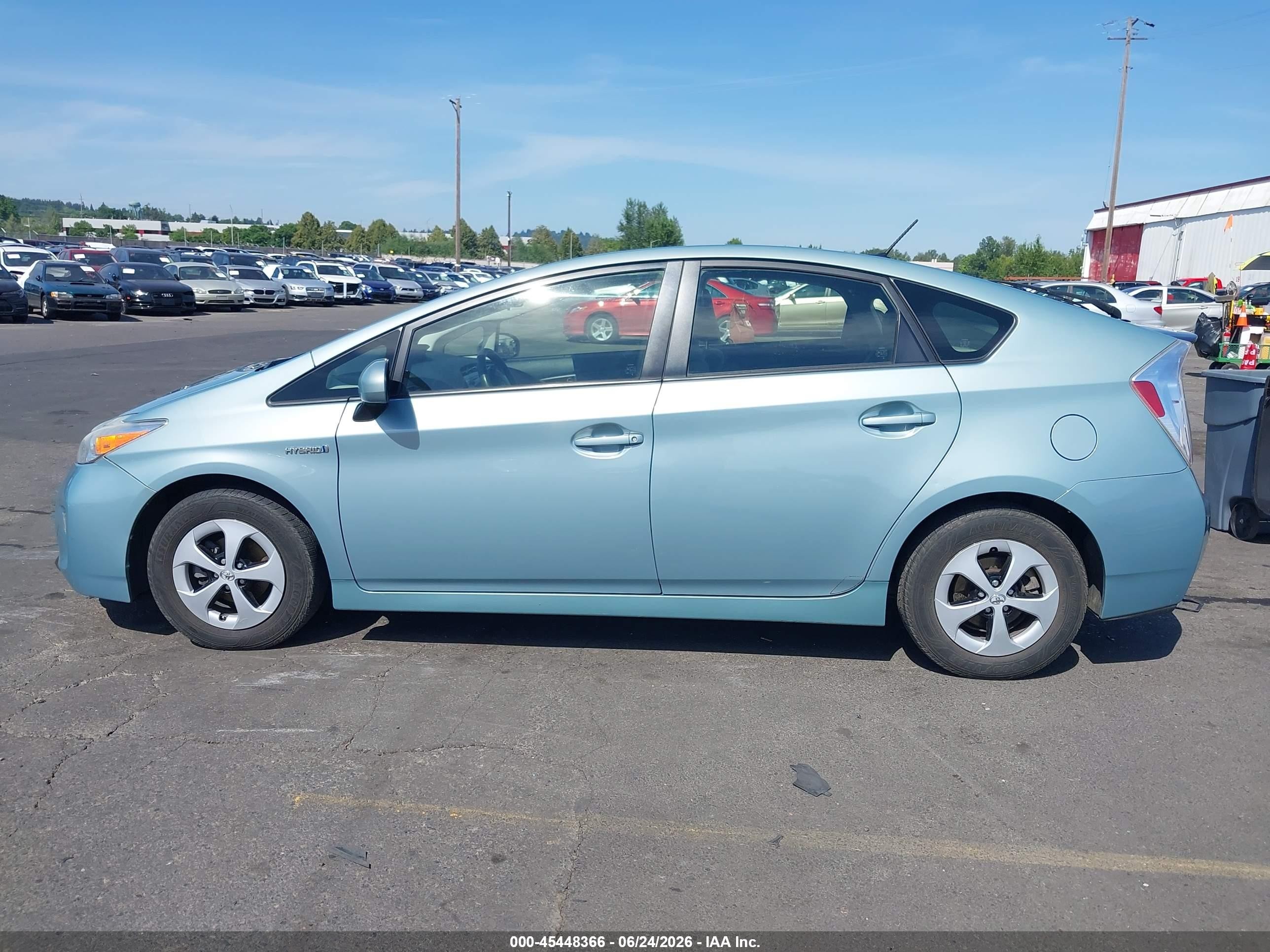 2015 Toyota Prius Three Turquoise vin: JTDKN3DU7F1892520