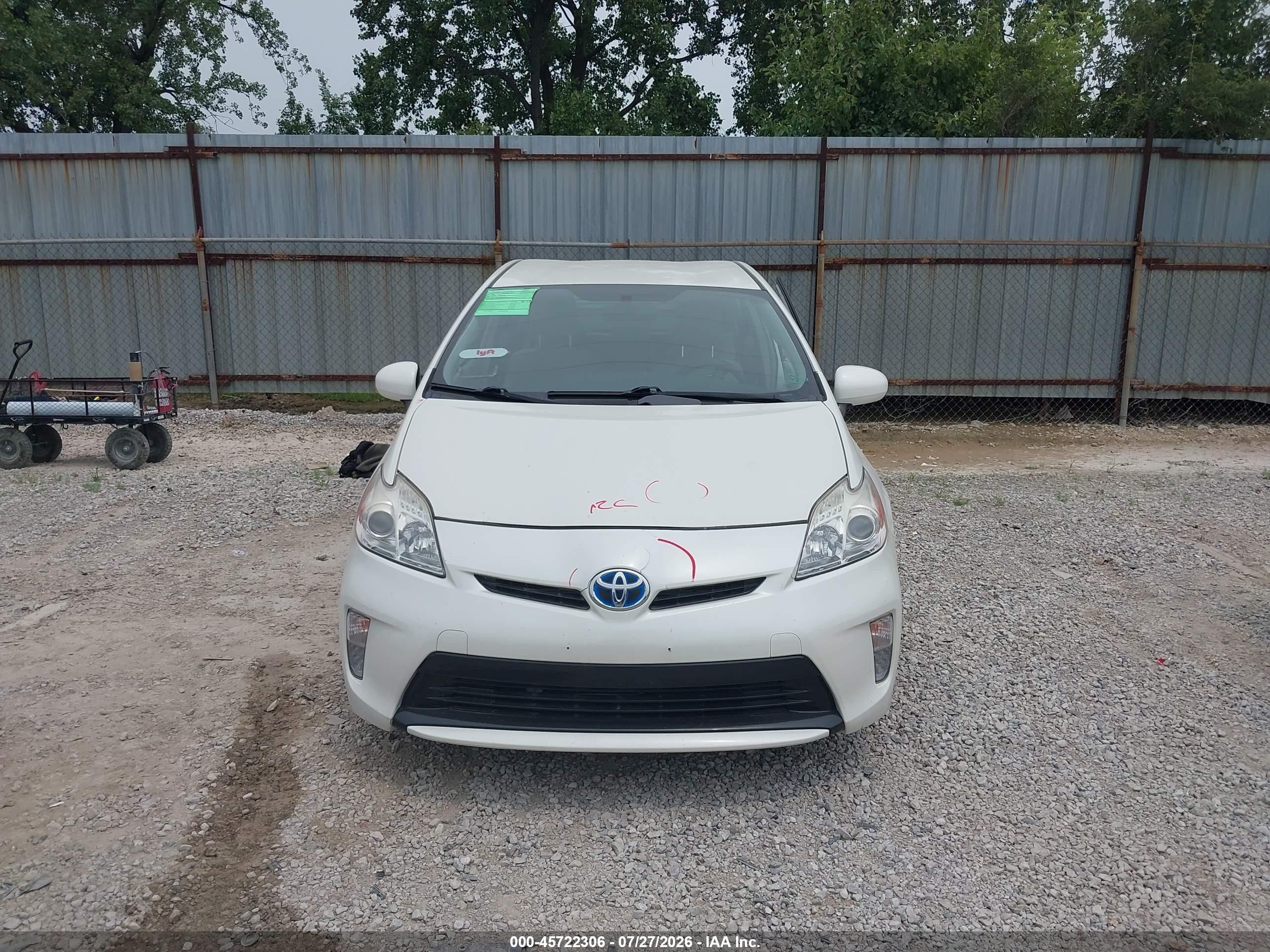 2015 Toyota Prius Three White vin: JTDKN3DU7F1898527