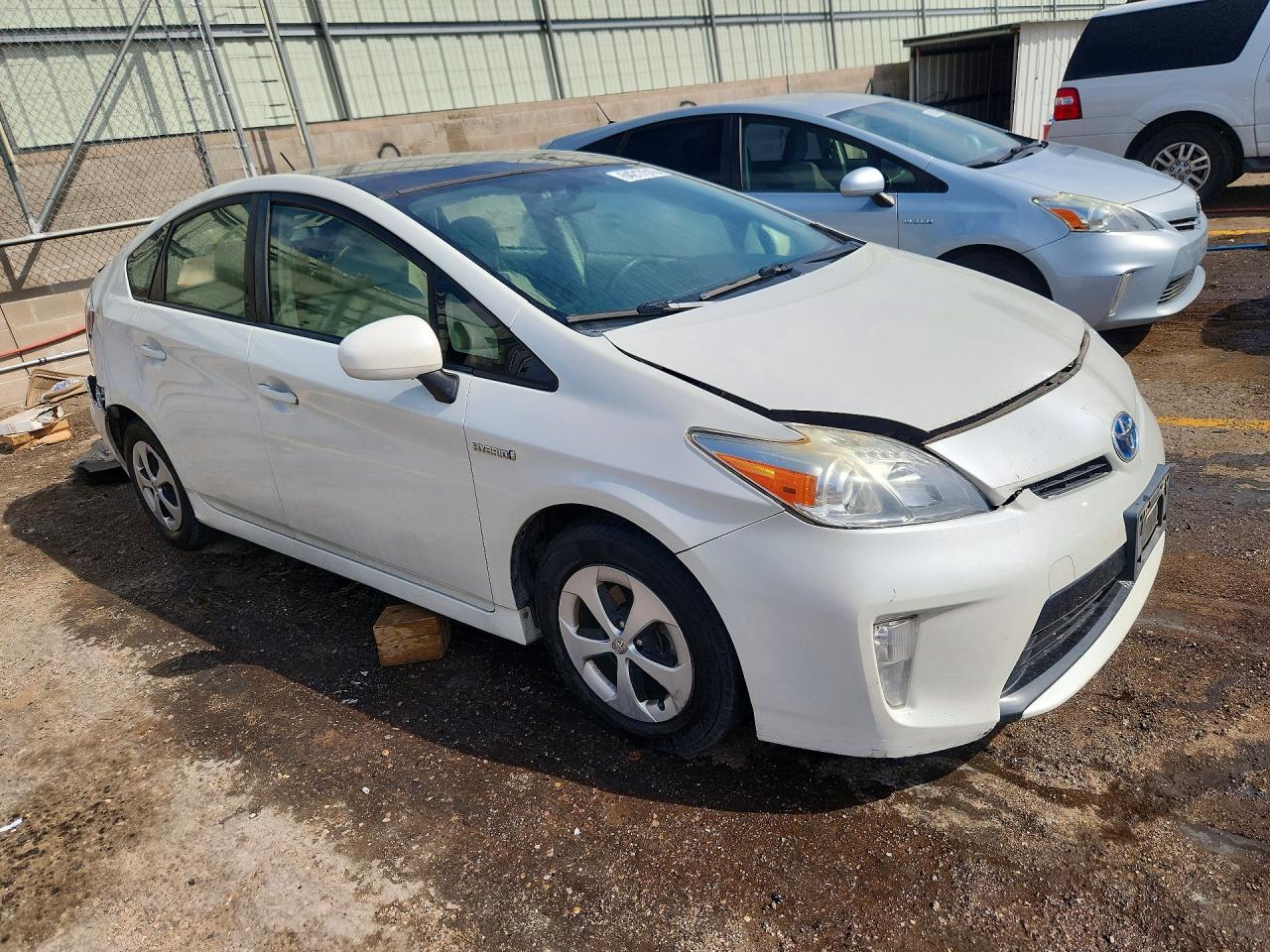 2015 Toyota Prius Three White vin: JTDKN3DU7F1902883