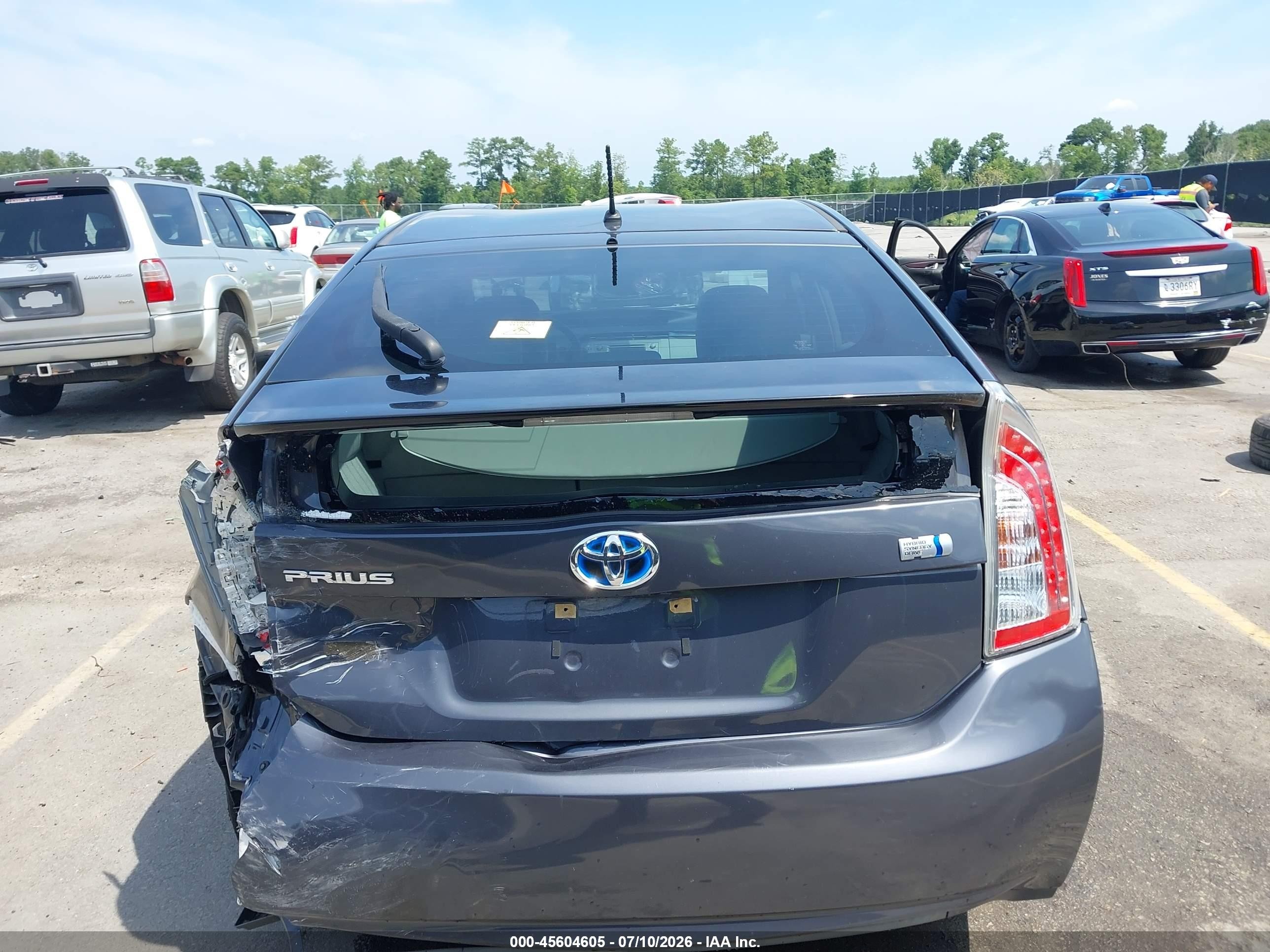 2015 Toyota Prius Two Gray vin: JTDKN3DU7F1907744