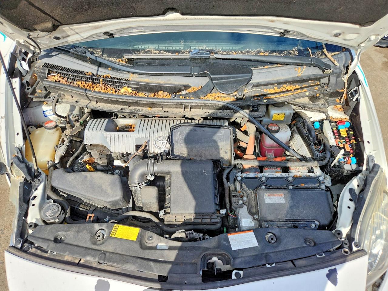 2015 Toyota Prius Two Белый vin: JTDKN3DU7F1923510