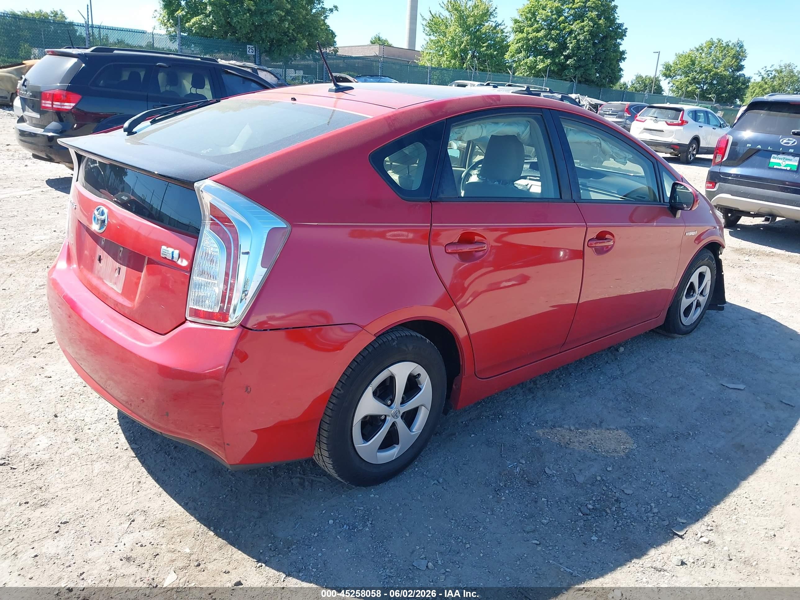 2015 Toyota Prius Four Red vin: JTDKN3DU7F1928979