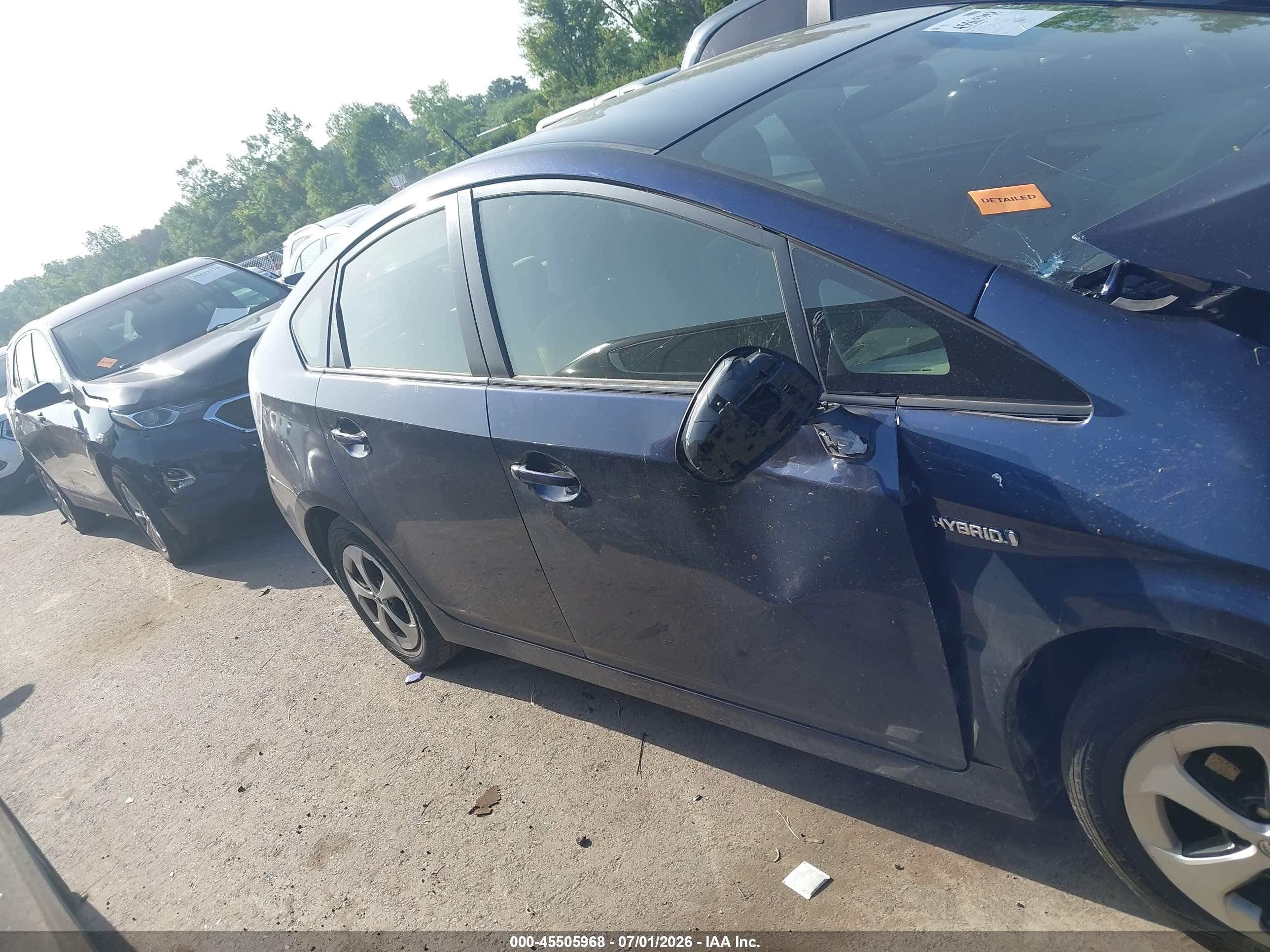 2015 Toyota Prius Two Blue vin: JTDKN3DU7F1944342
