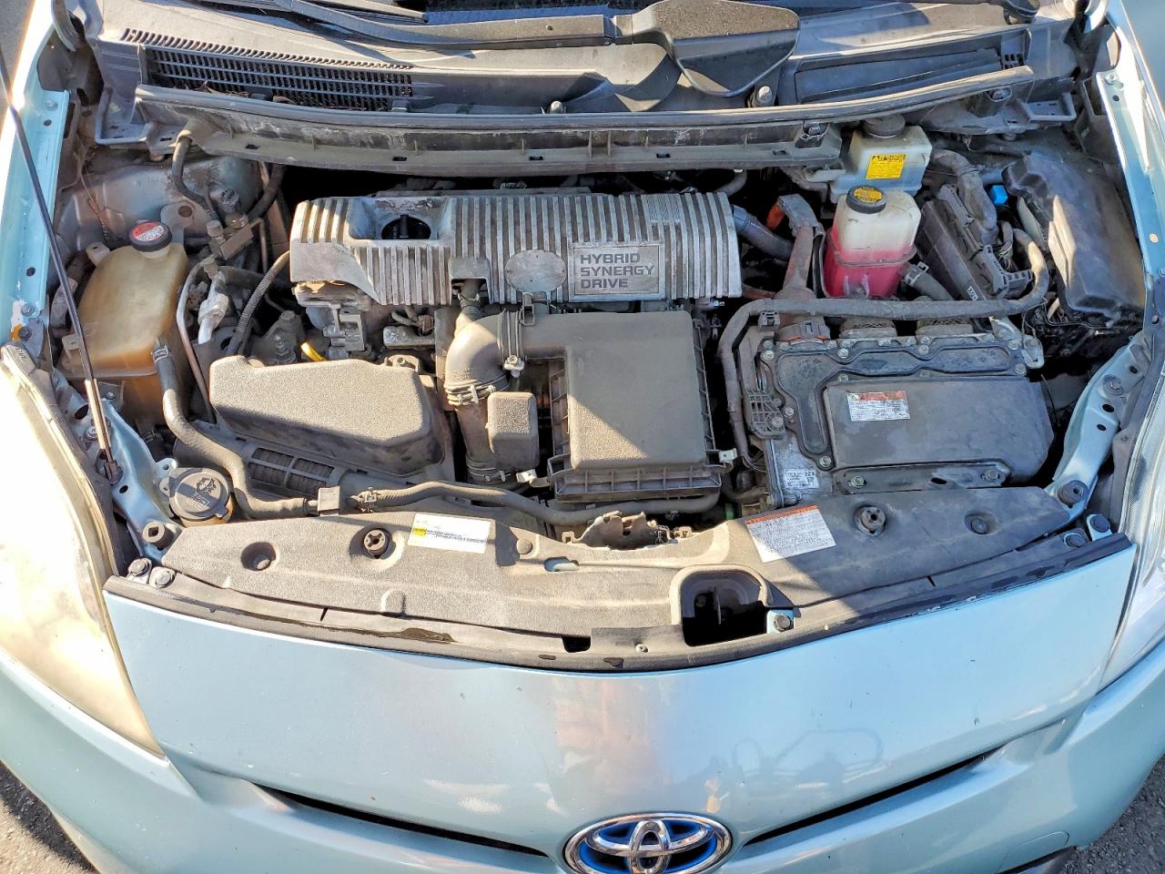 2015 Toyota Prius Three Green vin: JTDKN3DU7F1962713