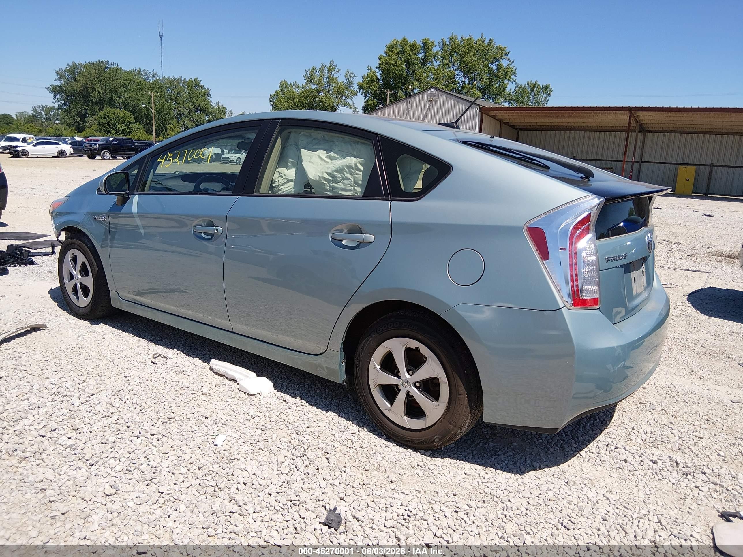 2015 Toyota Prius Three Teal vin: JTDKN3DU7F1972142