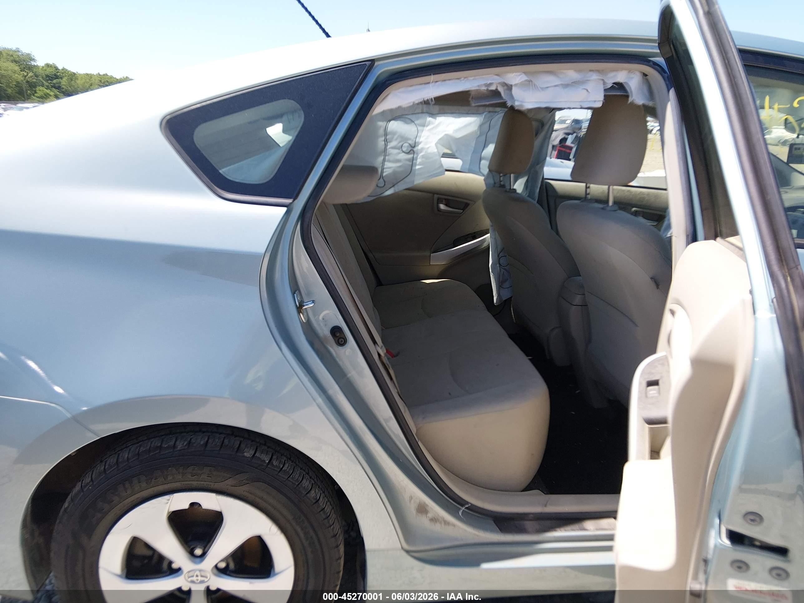 2015 Toyota Prius Three Teal vin: JTDKN3DU7F1972142