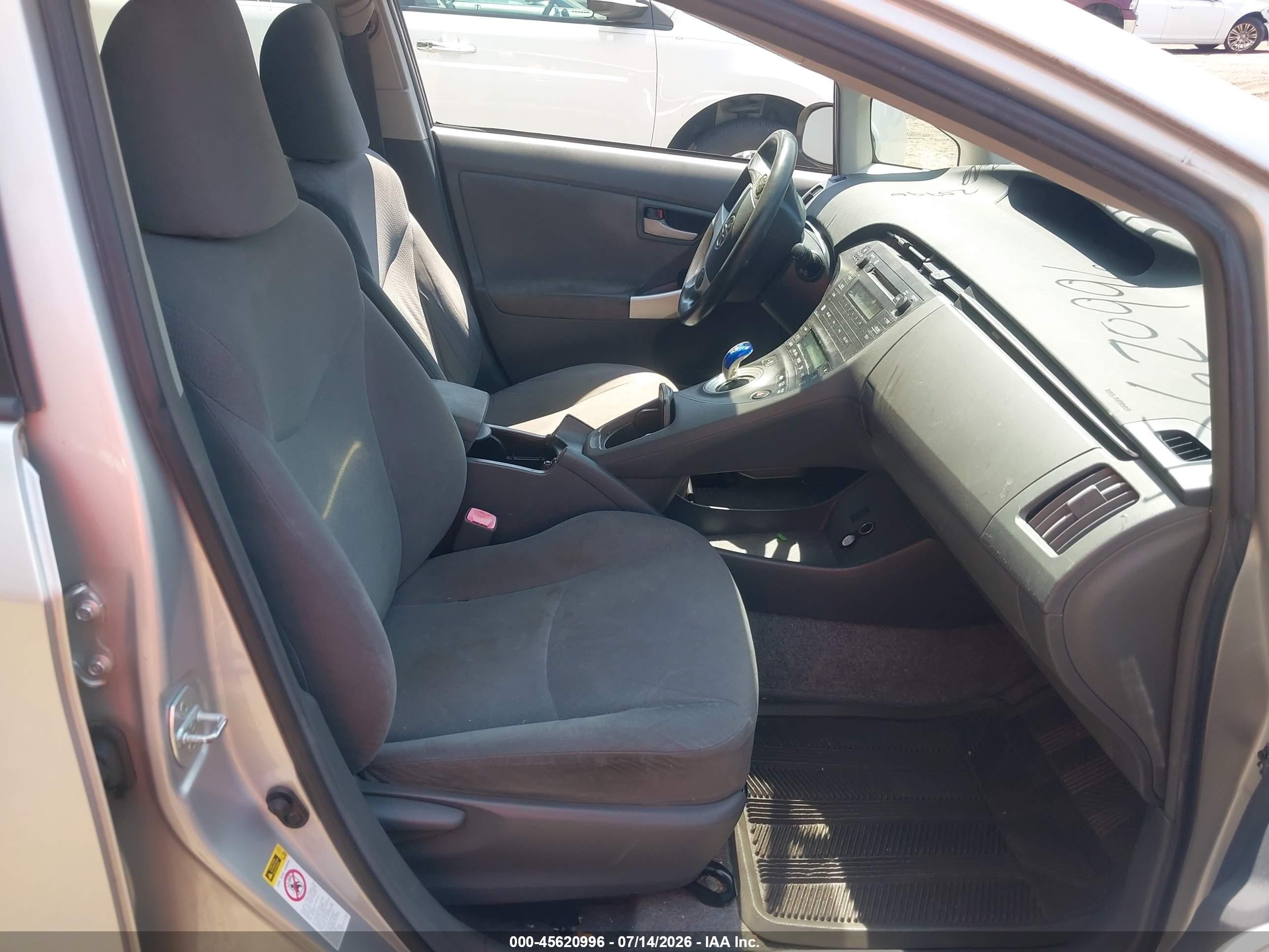 2010 Toyota Prius Iii Silver vin: JTDKN3DU8A0064409
