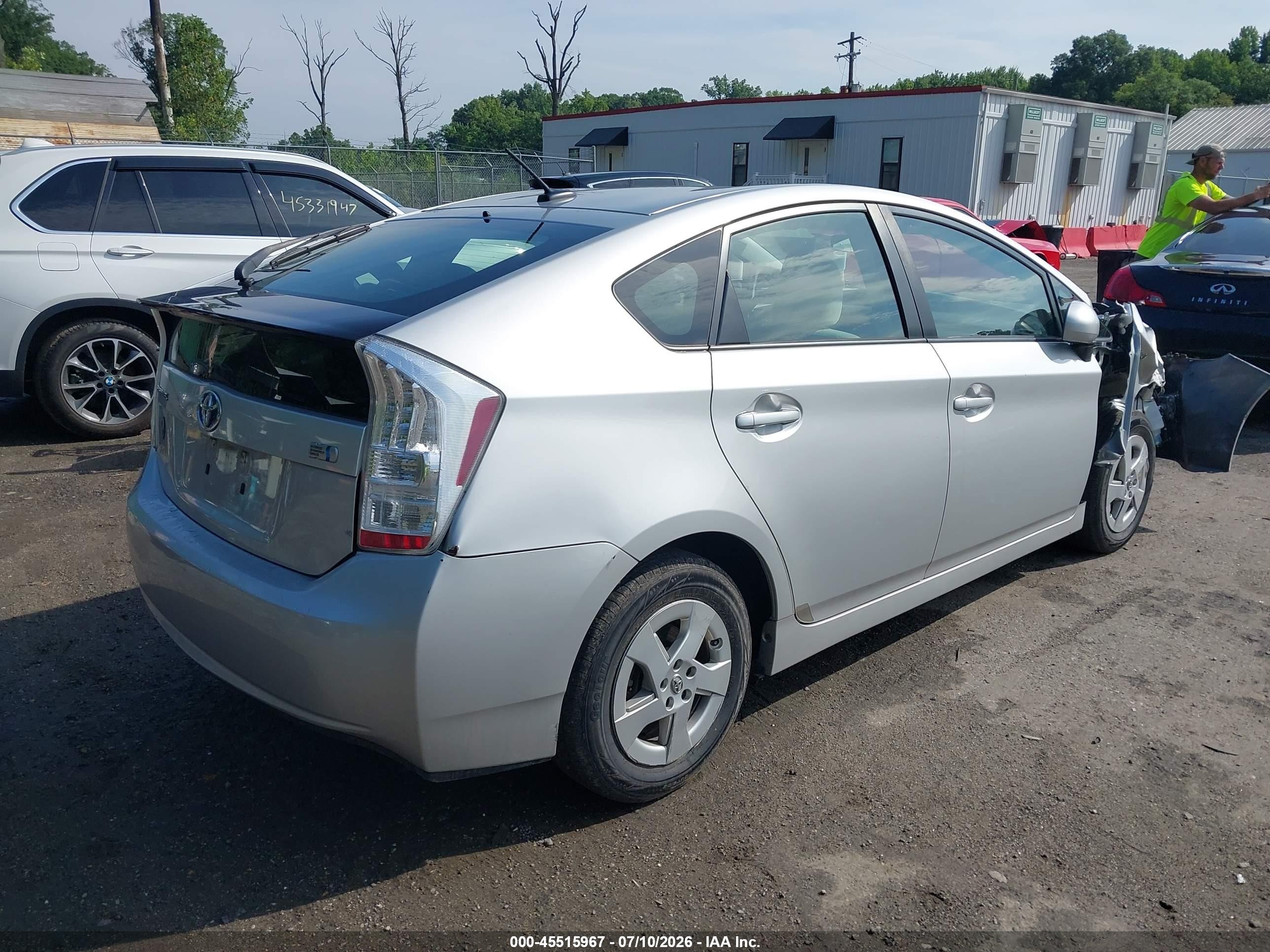 2010 Toyota Prius Iii Silver vin: JTDKN3DU8A0099788