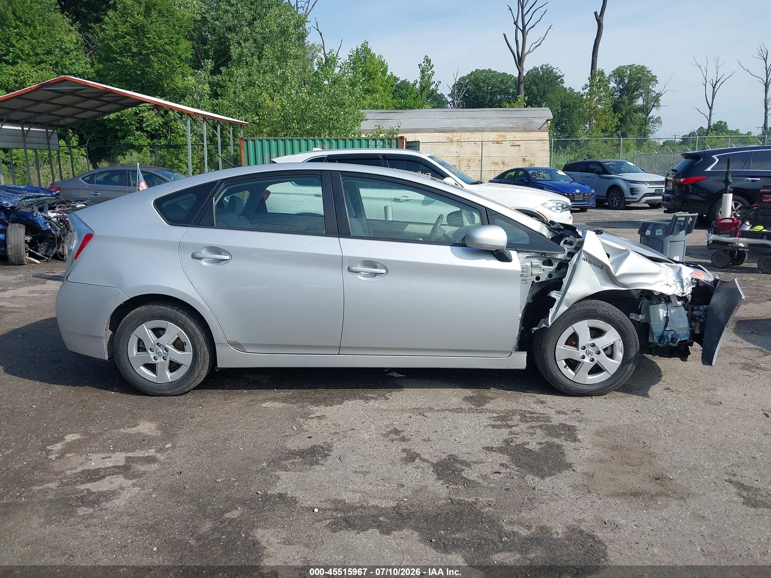 2010 Toyota Prius Iii Silver vin: JTDKN3DU8A0099788